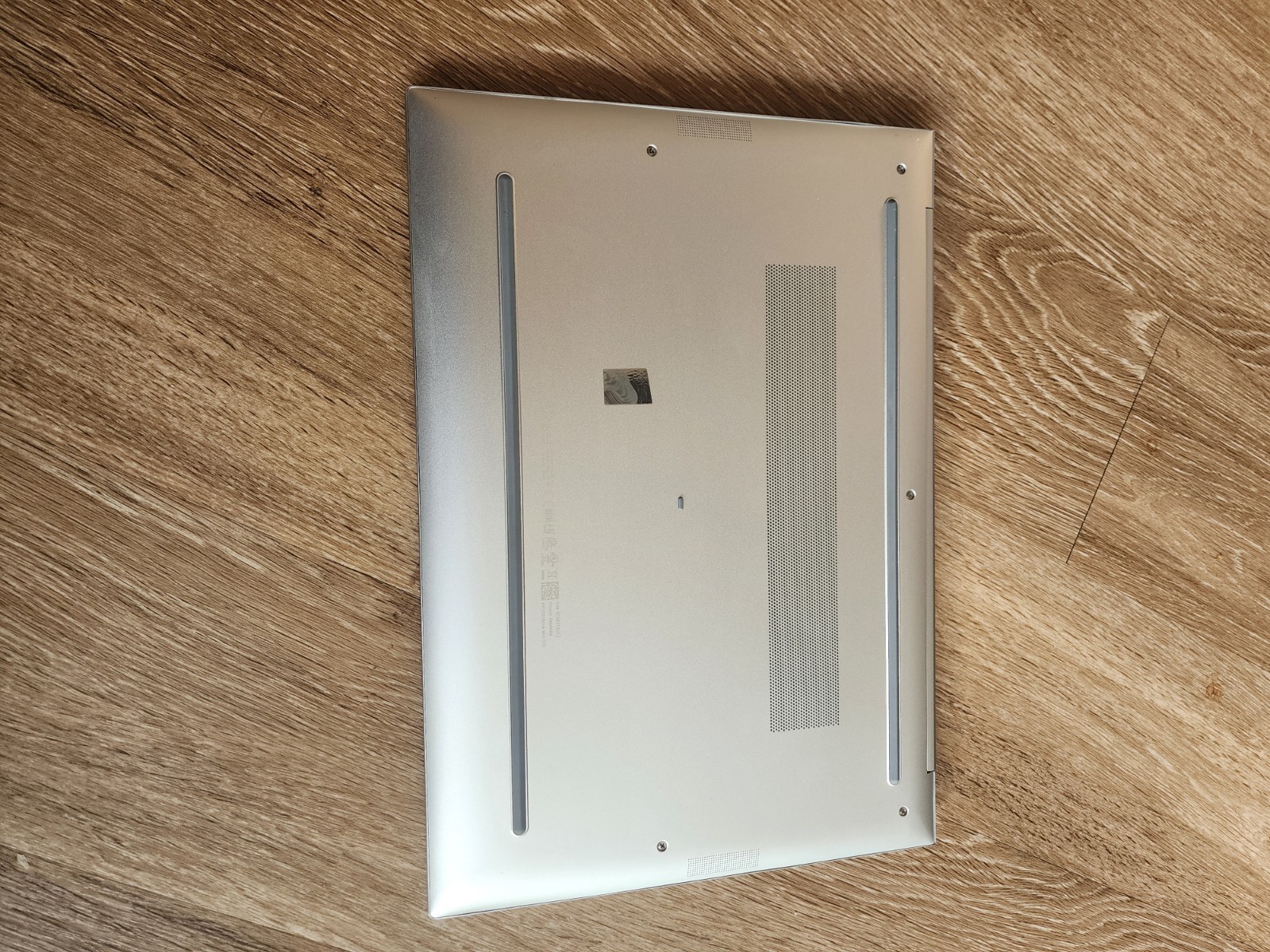 HP EliteBook 865 G10 Laptop