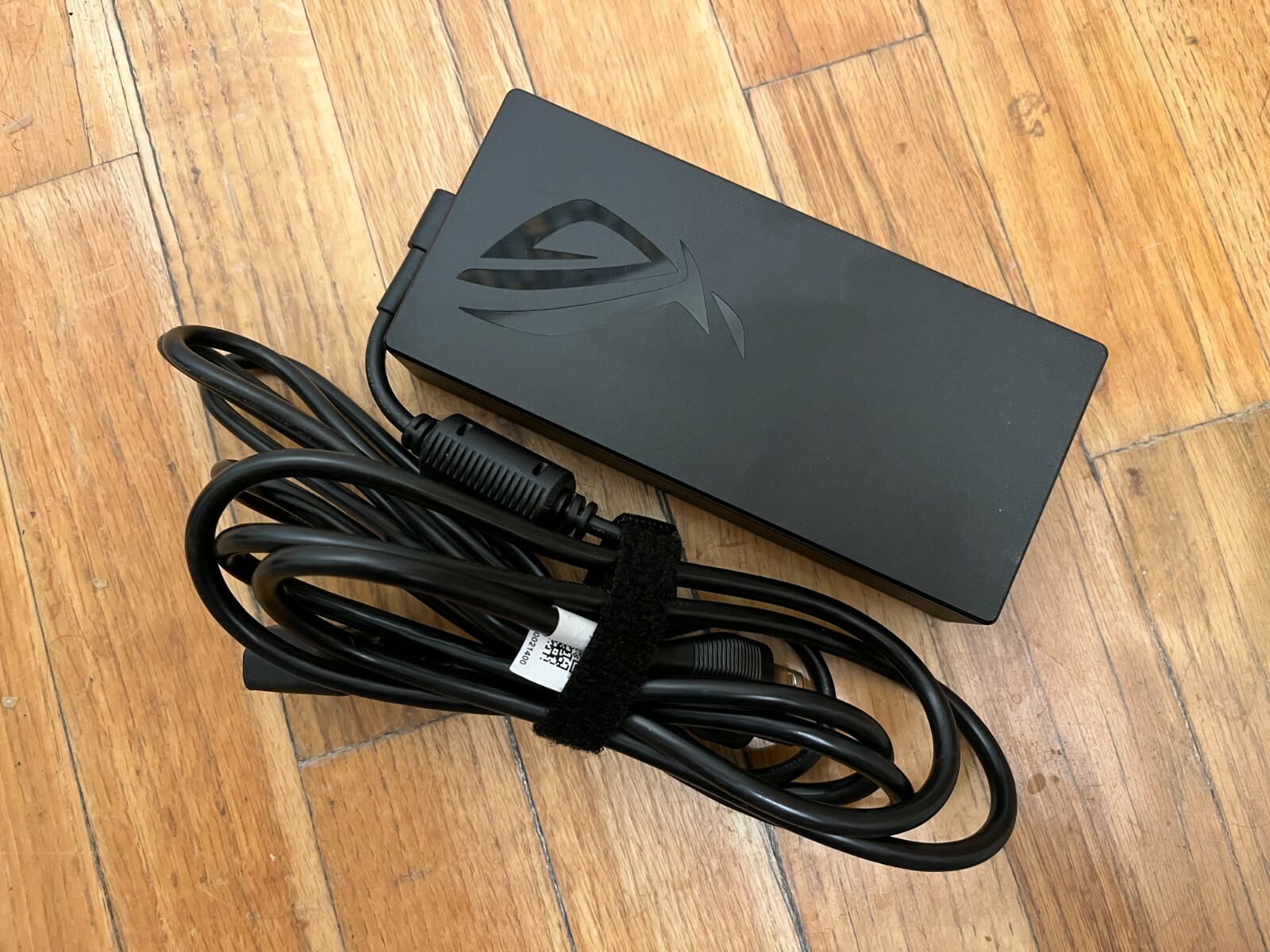 [REFURBISHED] ASUS ROG Strix G512LW-XS78 144Hz Core i7-10750H 32GB 1TB RTX 2070