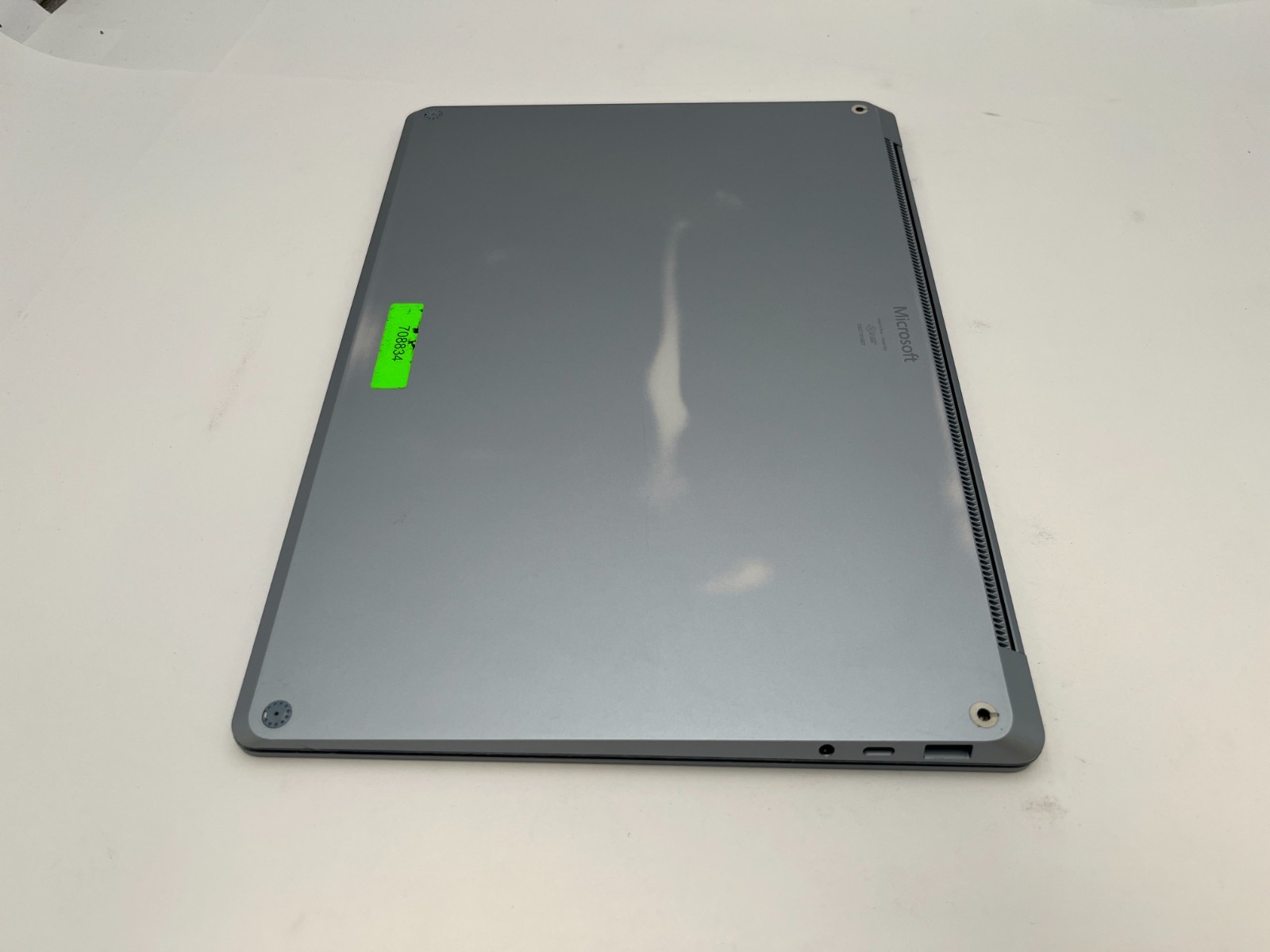 Microsoft Surface Laptop 4 1950 13.5″ Touch i5-1145G7 16GB RAM 500GB NVME