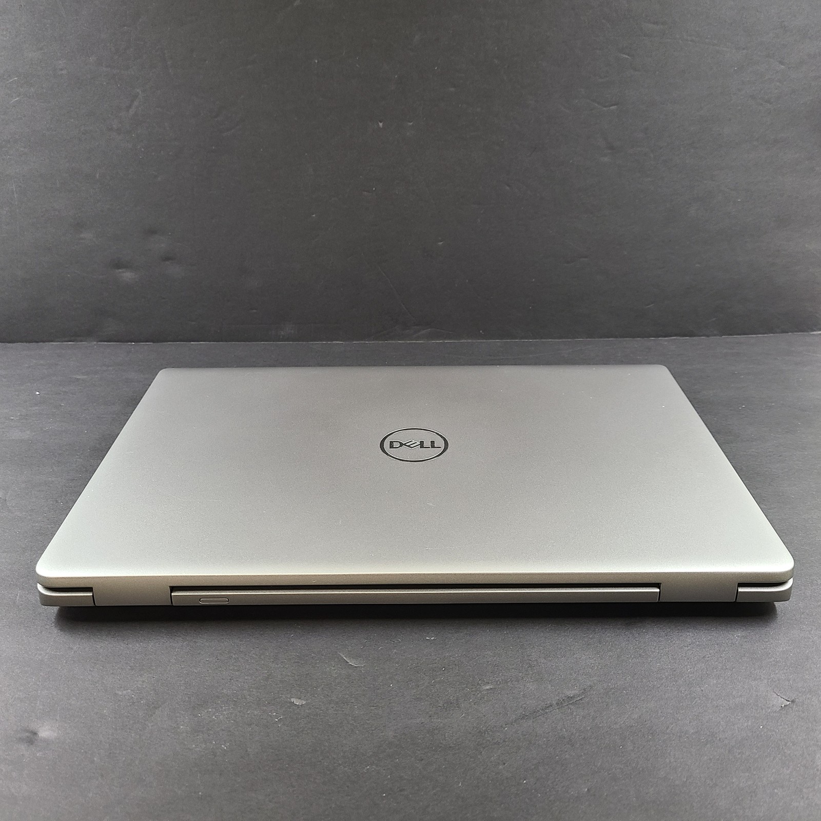 Dell Precision 3590 15.6″ Intel Ultra 7 155H @1.40 GHz NO SSD 32GB RAM FOR PARTS