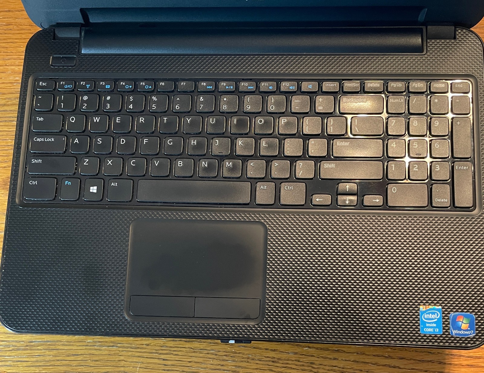 DELL INSPIRON 15-3537 Laptop 15″ i3 256gb+1tb Linux Mint 22.3-extras-14