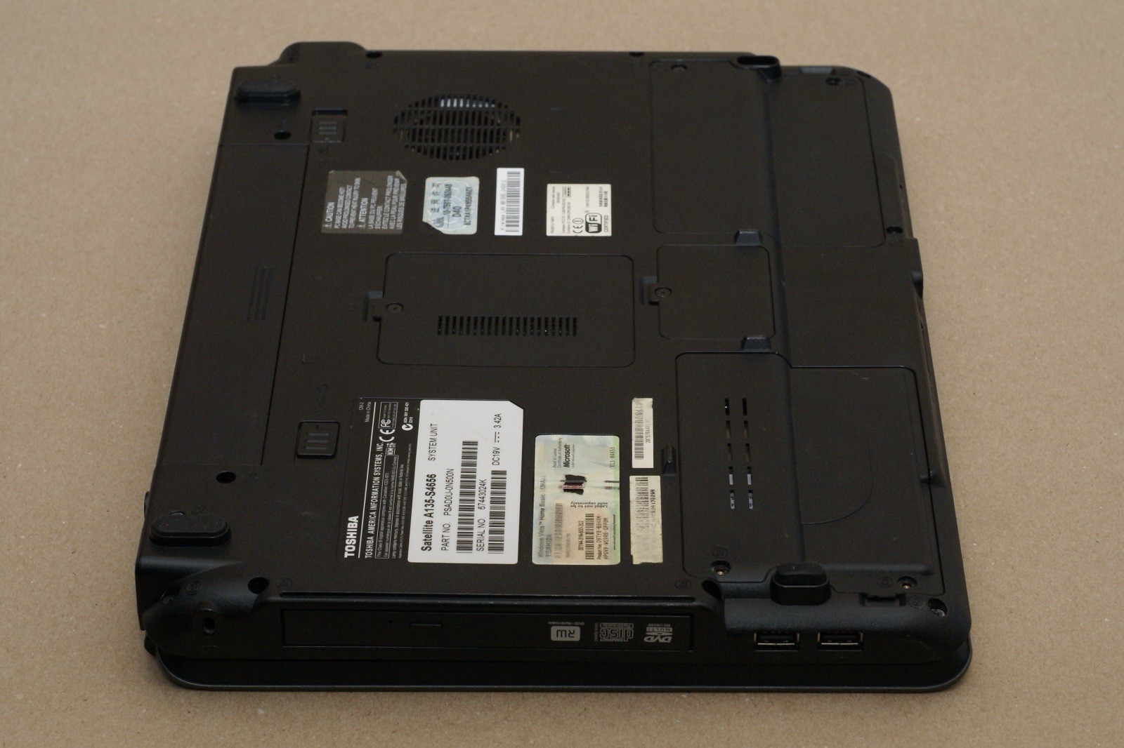 Toshiba Satellite A135-S4656 Celeron 520 GMA 950 60GB SSD 512MB RAM Vista Basic