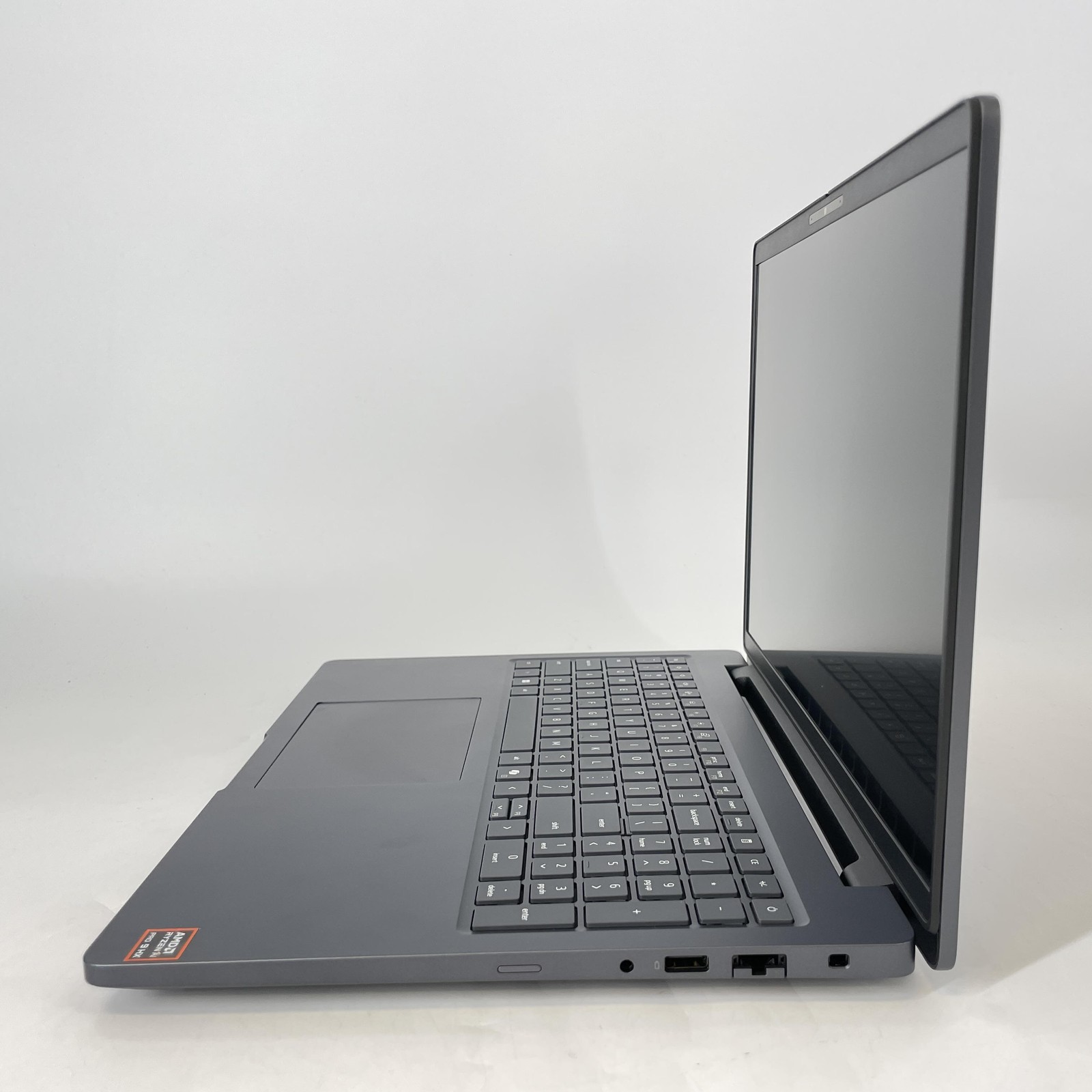 Dell Pro Max 16 MC16255 FHD+ TOUCH 2.0 GHz Ryzen AI 9 HX PRO 370 32GB 2TB SSD