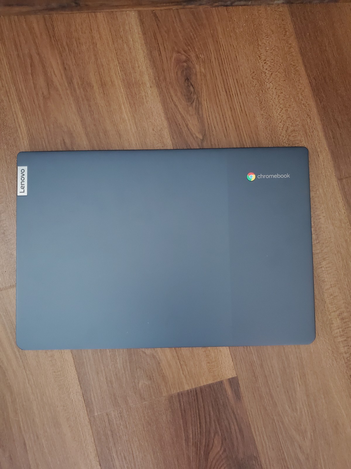 Lenovo IdeaPad 3 Chrome 15IJL6 15.6in Chromebook Blue Chrome OS w/Charger