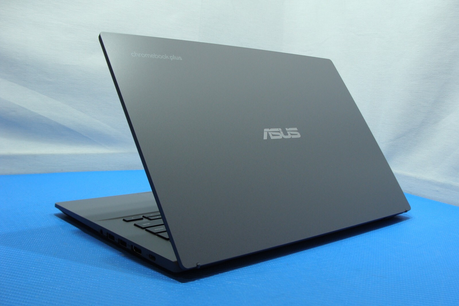 ASUS Chromebook Plus CX3402CBA 14″ i3-1215U 3.8GHz 8GB 128GB Warranty2025