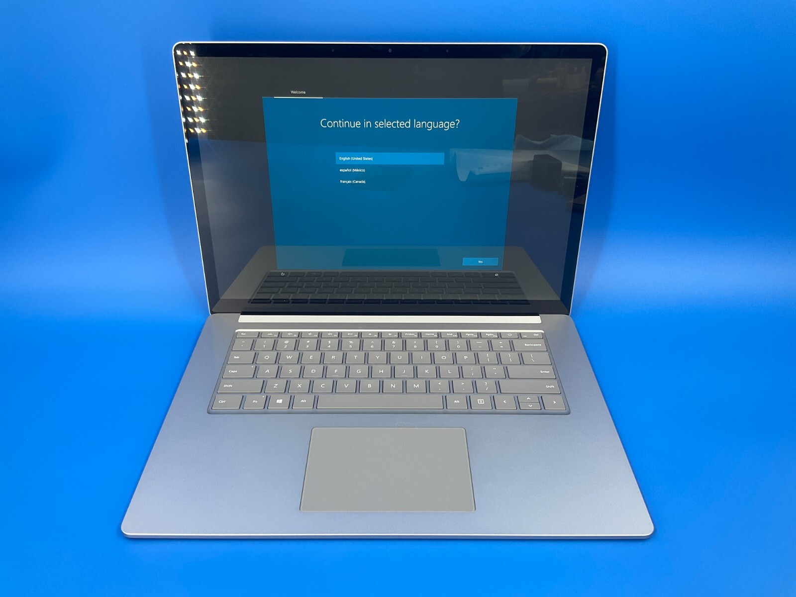 Microsoft Surface Laptop 4 R7-4980U 8GB 256GB 15T W10P Platinum 5V8-00001