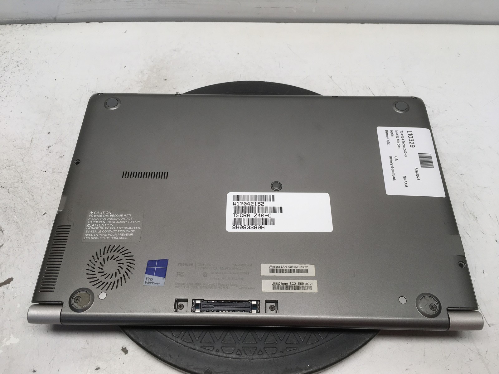 Toshiba Tecra Z40-C Intel i5 6th gen No RAM NO HDD No Batt
