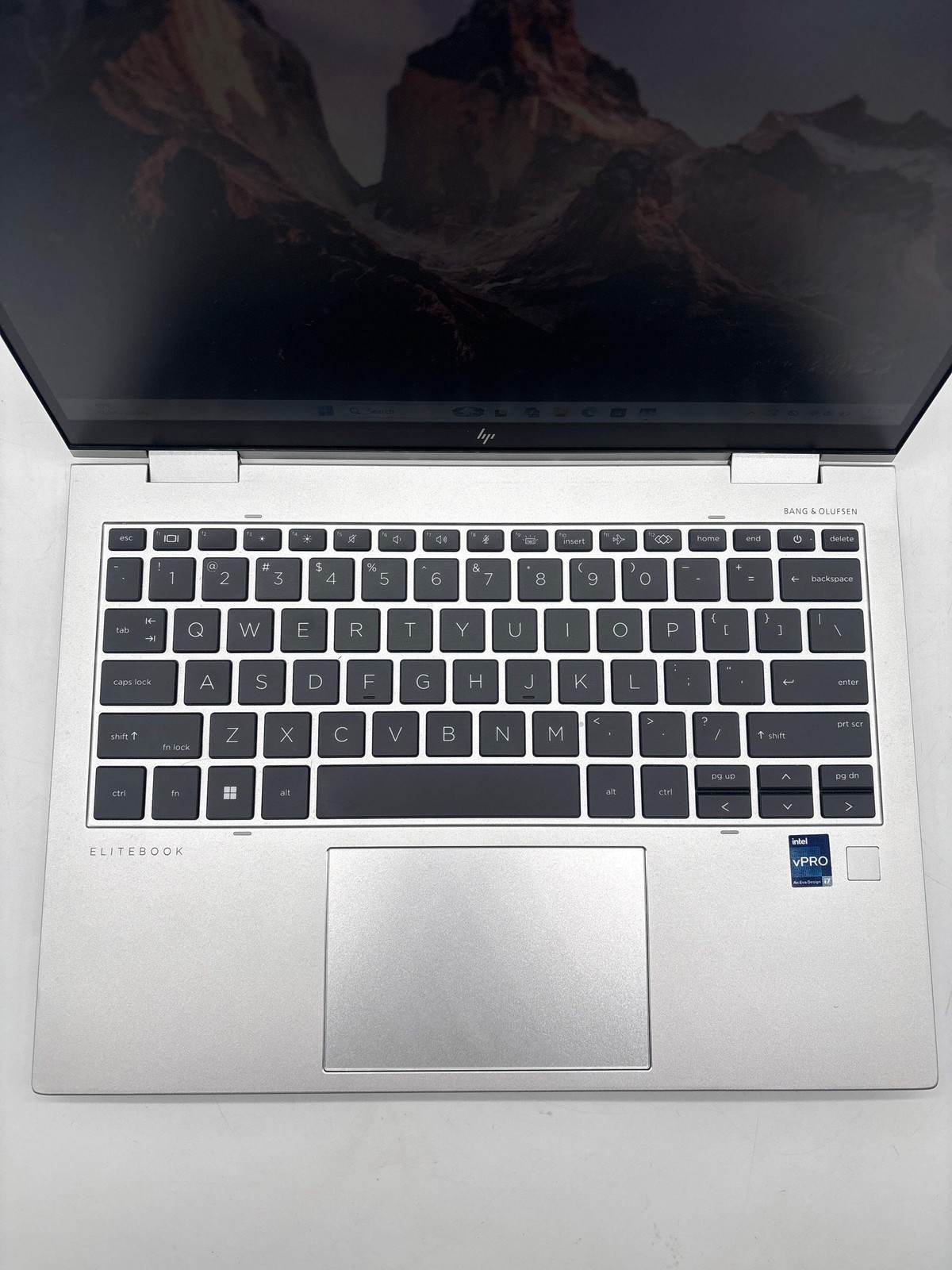 HP Envy X360 830 G10 13″ Intel Core i7-1365U 32GB RAM 512GB SSD – For Parts