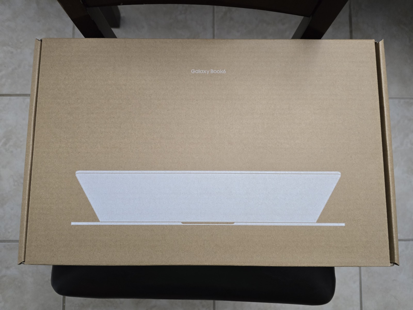 Samsung Galaxy Book6 16″ 120Hz IPS Touch Core Ultra 7 355 16G 512G Gray Laptop