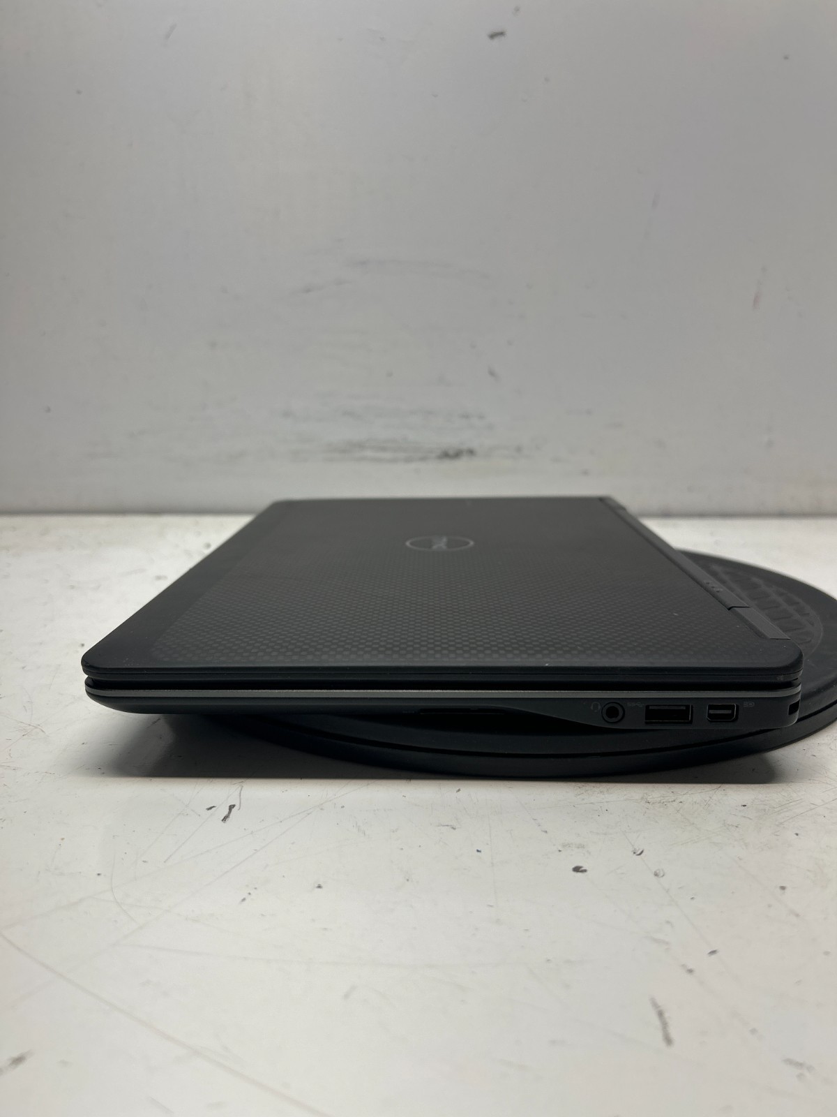 Dell Latitude E7240 Intel Core i7-4600U 2.10GHz 8GB NO HDD READ