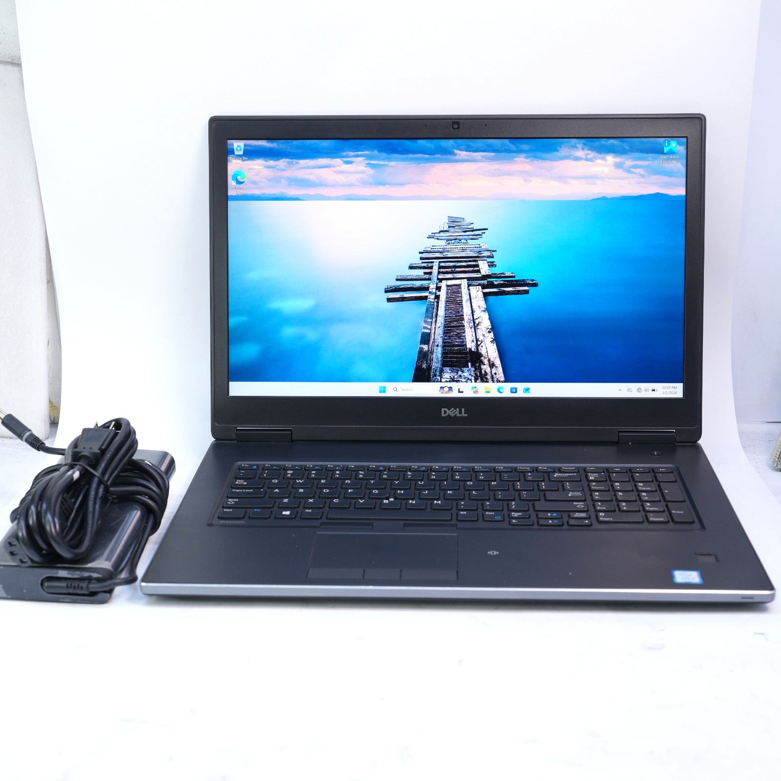 Dell Precision 17.3″ 7730 i9-8950HK 32GB RAM,Quadro P4200 8GB !!*READ*!! T12-C8