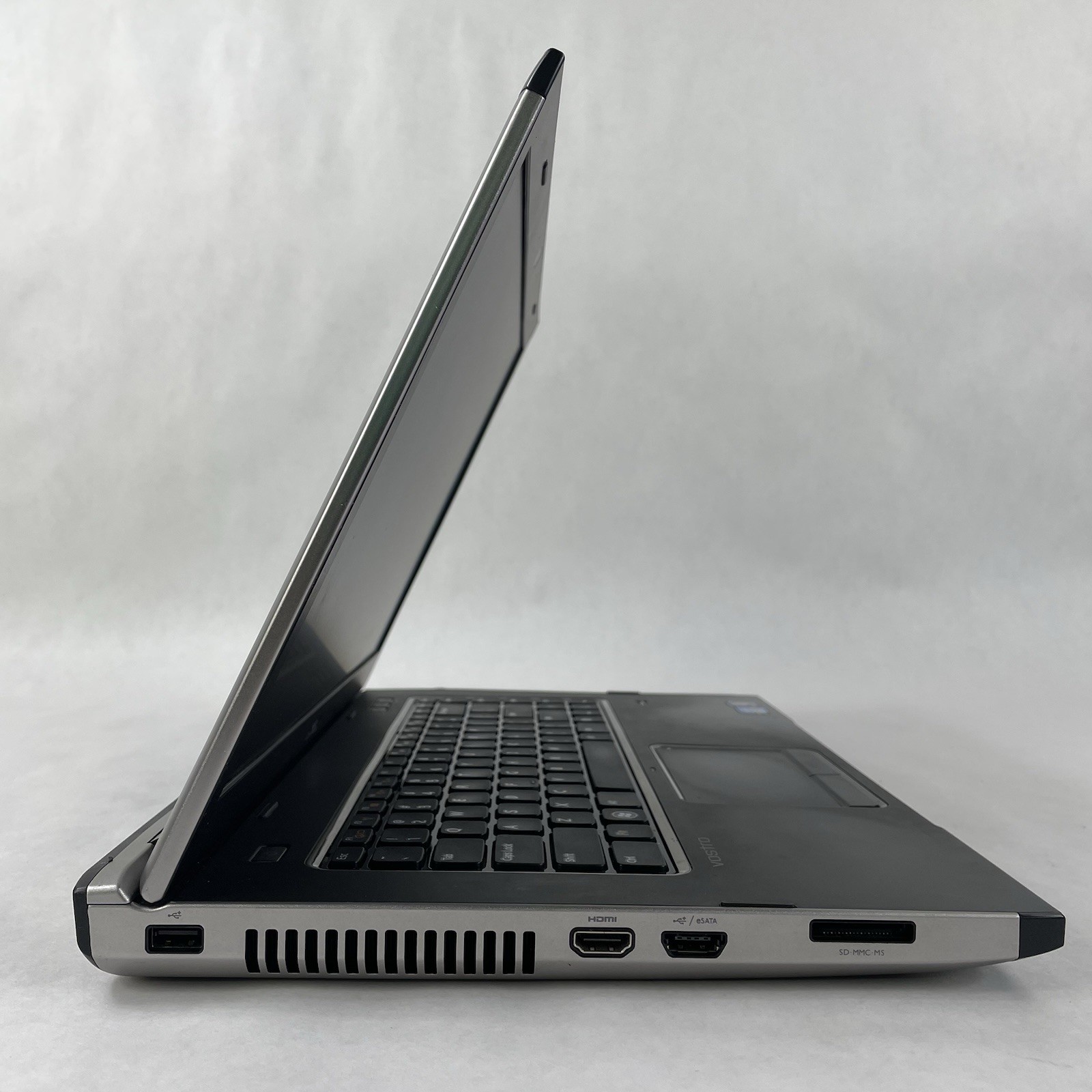 Dell Vostro 3550 15.6″ i3-2310M 2.10 GHz 4 GB RAM No SSD/OS/AC/Battery – Dents