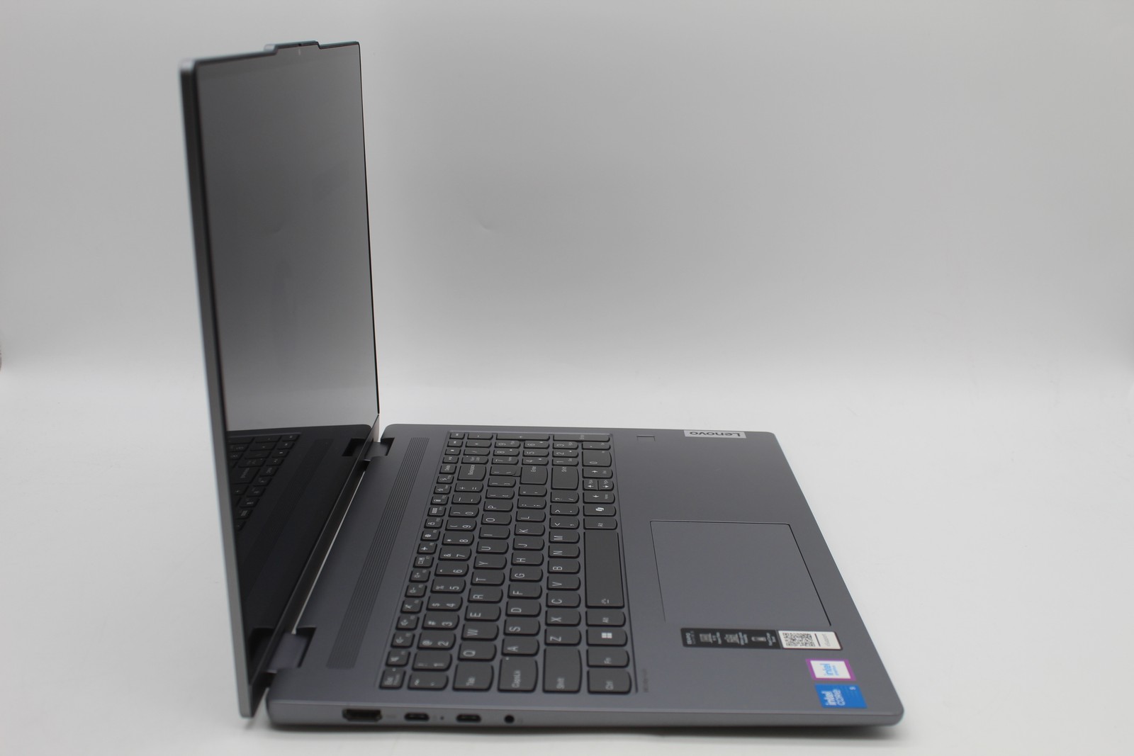 Lenovo IdeaPad 5 16″ Touch Intel Core 5 120U 1.4GHz 16GB 512GB SSD PC1744684