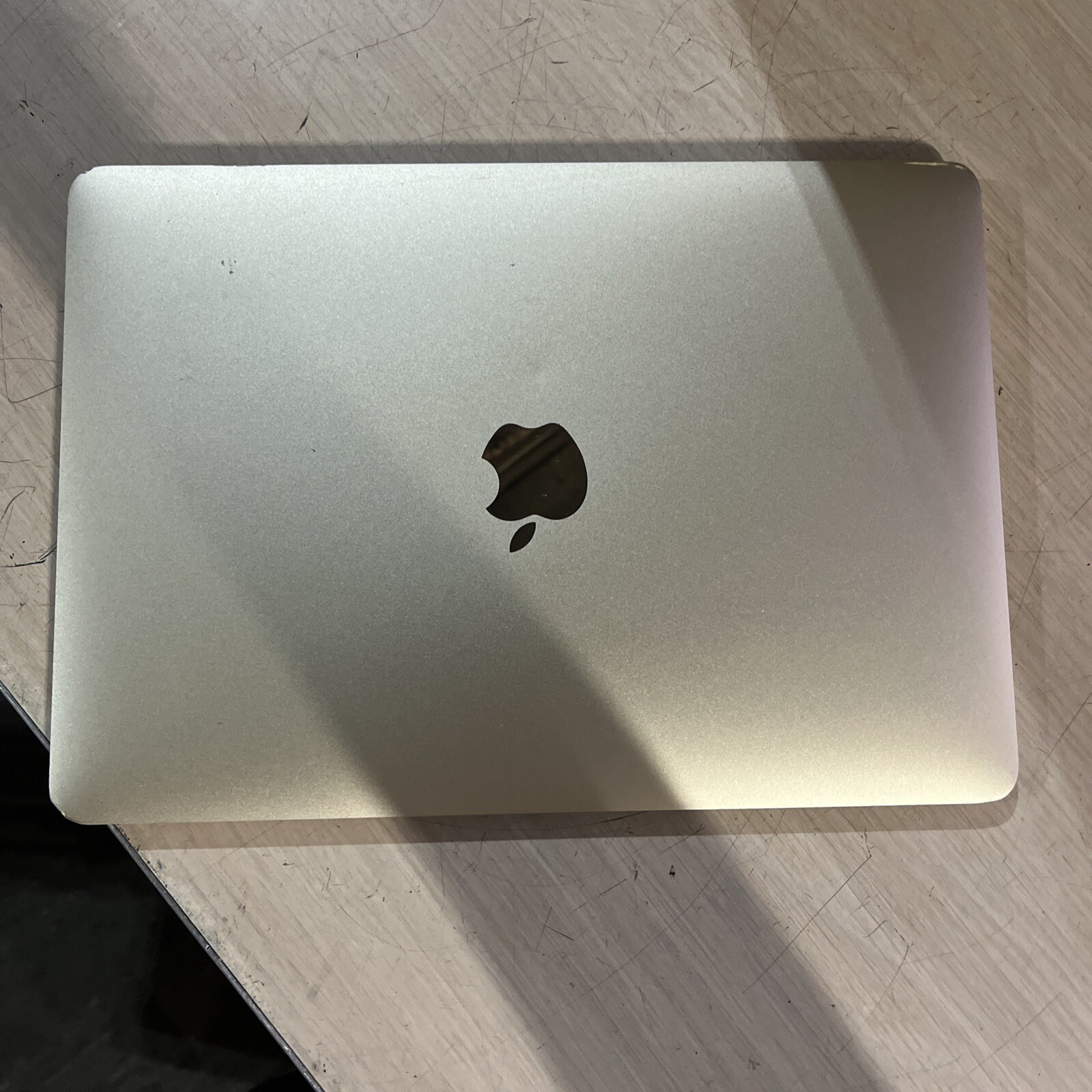 APPLE MACBOOK 12″ EARLY 2016 CORE M3-6Y30 1.1GHZ 8GB RAM 256SSD