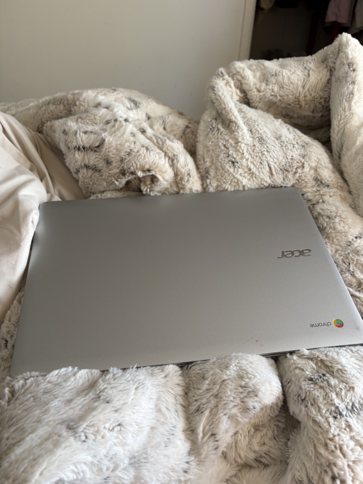 Acer Chromebook 315 15.6” (64GB eMMC Intel Celeron N4020 1.1GHz 4GB RAM) Laptop