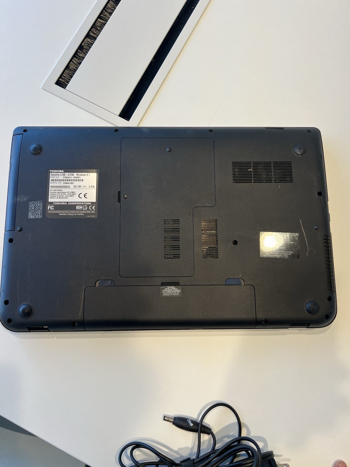 TOSHIBA SATELLITE 17.3″ (L75D-A7283) AMD A4-5000 1.50GHz 6GB RAM 750GB HDD