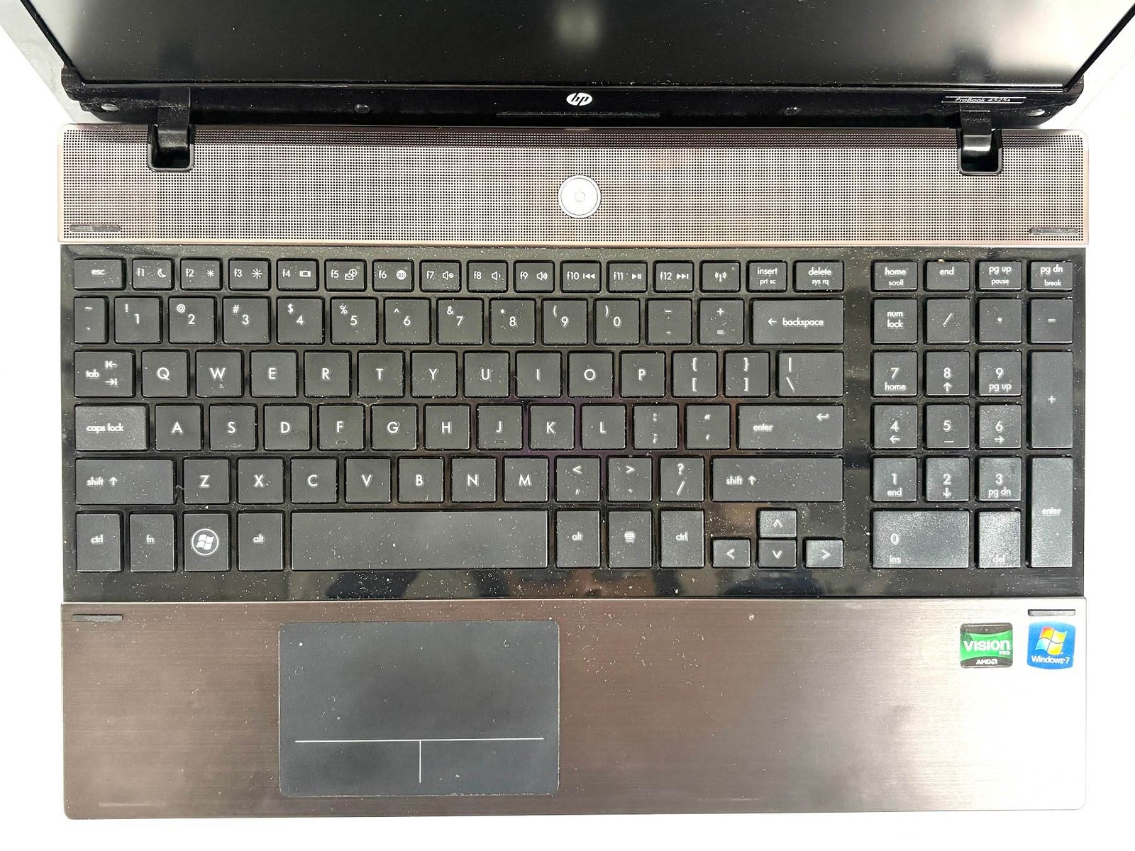 HP ProBook 4525s – 15.6″ HD, 2.2GHz AMD Athlon II P340, 2GB RAM, 300GB HDD