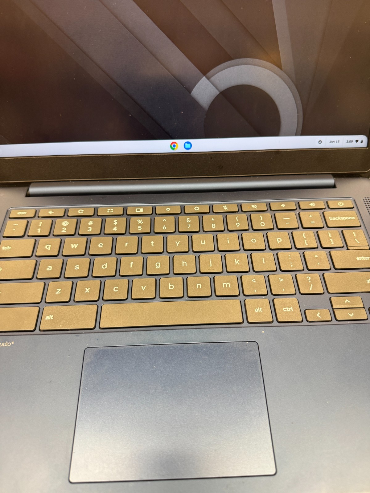 Lenovo IP Slim 3 Chrome 14M868 Chromebook – 14″ FHD Touchscreen