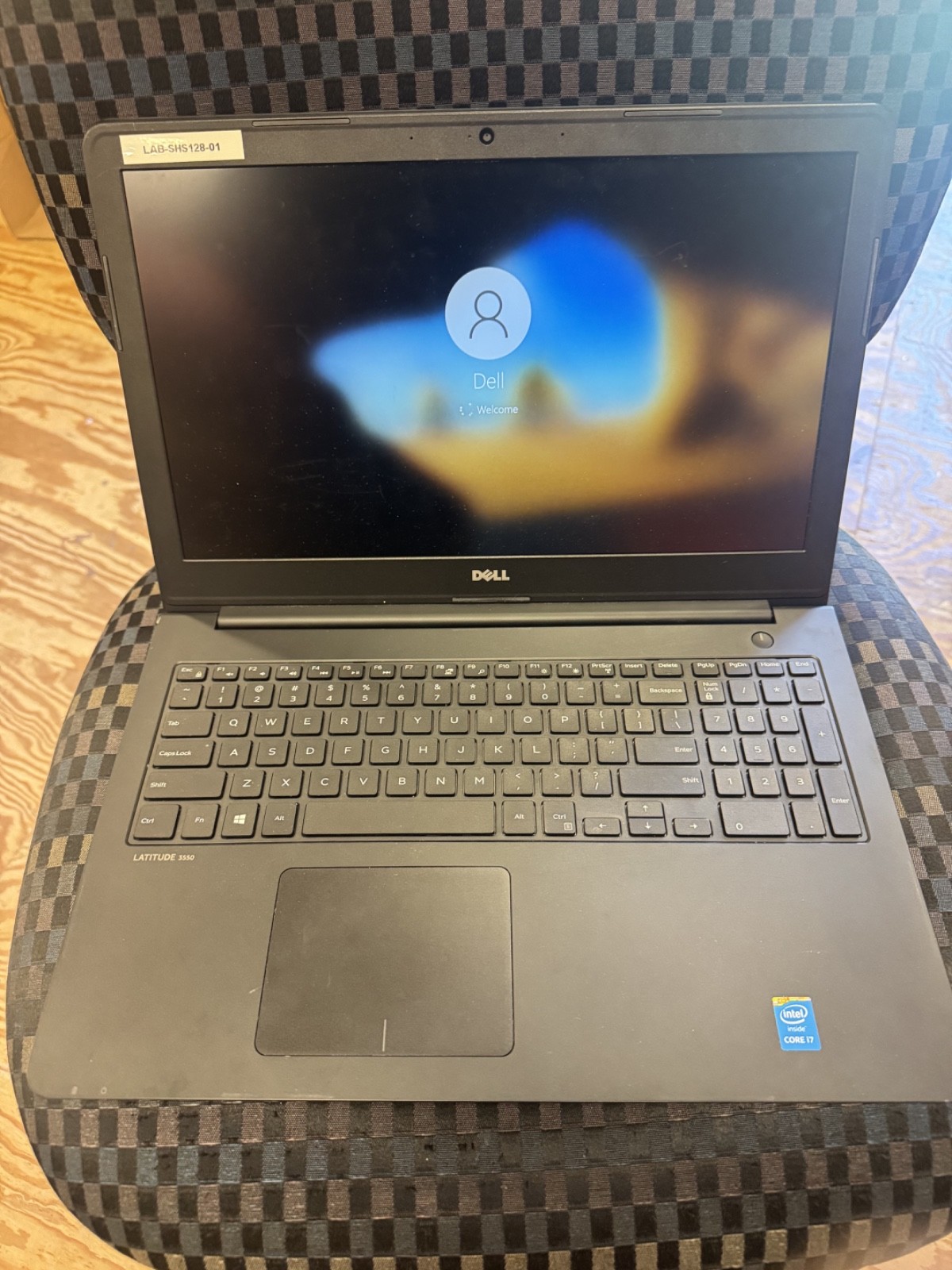 Dell Latitude 3550, i7, 500gb HHD, 8gb Ram, Win 10 Pro, 5th gen