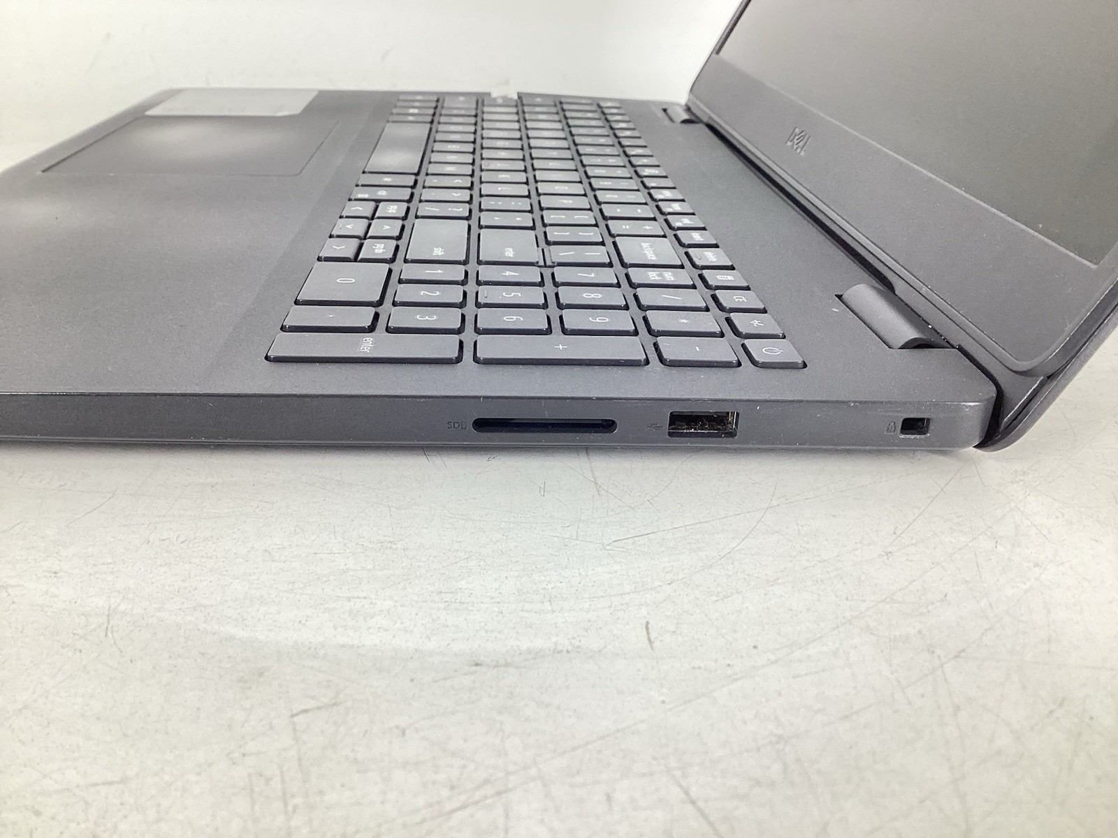 Dell Inspiron 3505 15.6″ (Ryzen 5 3450U, Radeon Vega, 8GB RAM, No SSD/OS) *Read