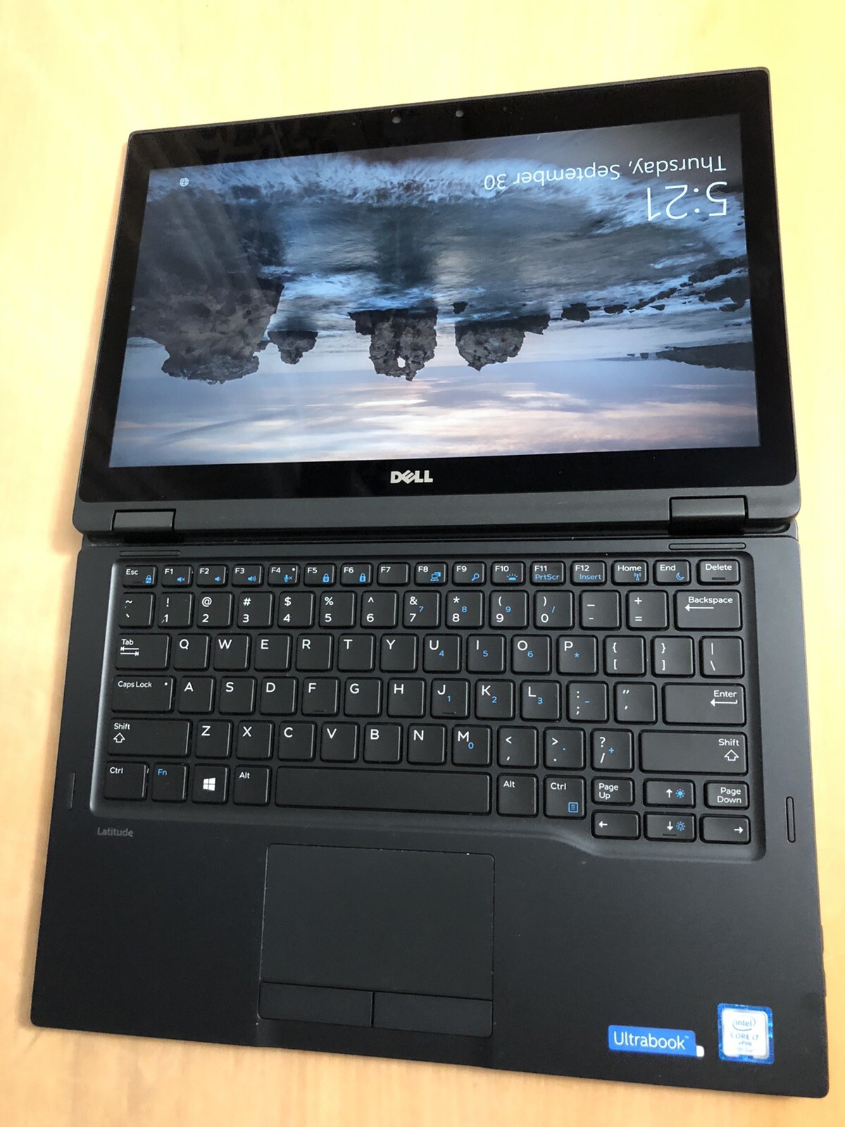 Dell Latitude 5289 12.5″ (512GB, Intel Core i7 7th Gen., 2.80 GHz, 16GB RAM)