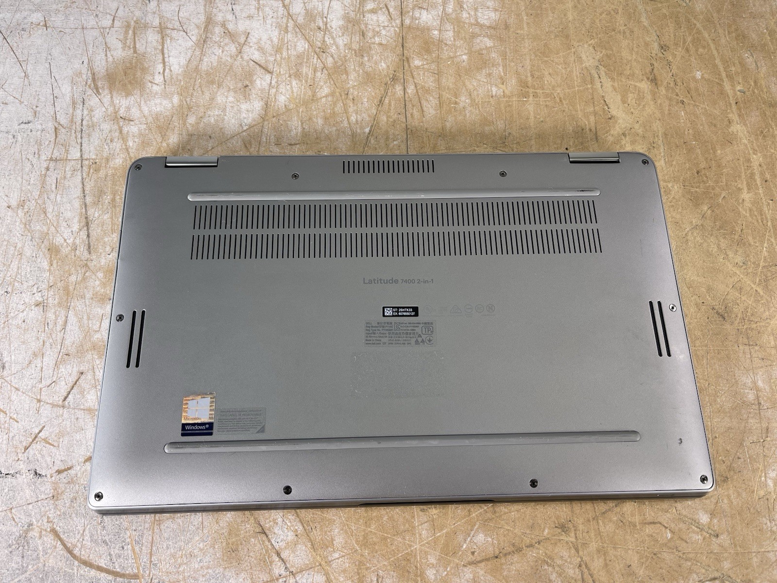 DELL LATITUDE 7400 2-IN-1 i5-8365U @ 1.60GHz, 16GB RAM, NO HDD/OS