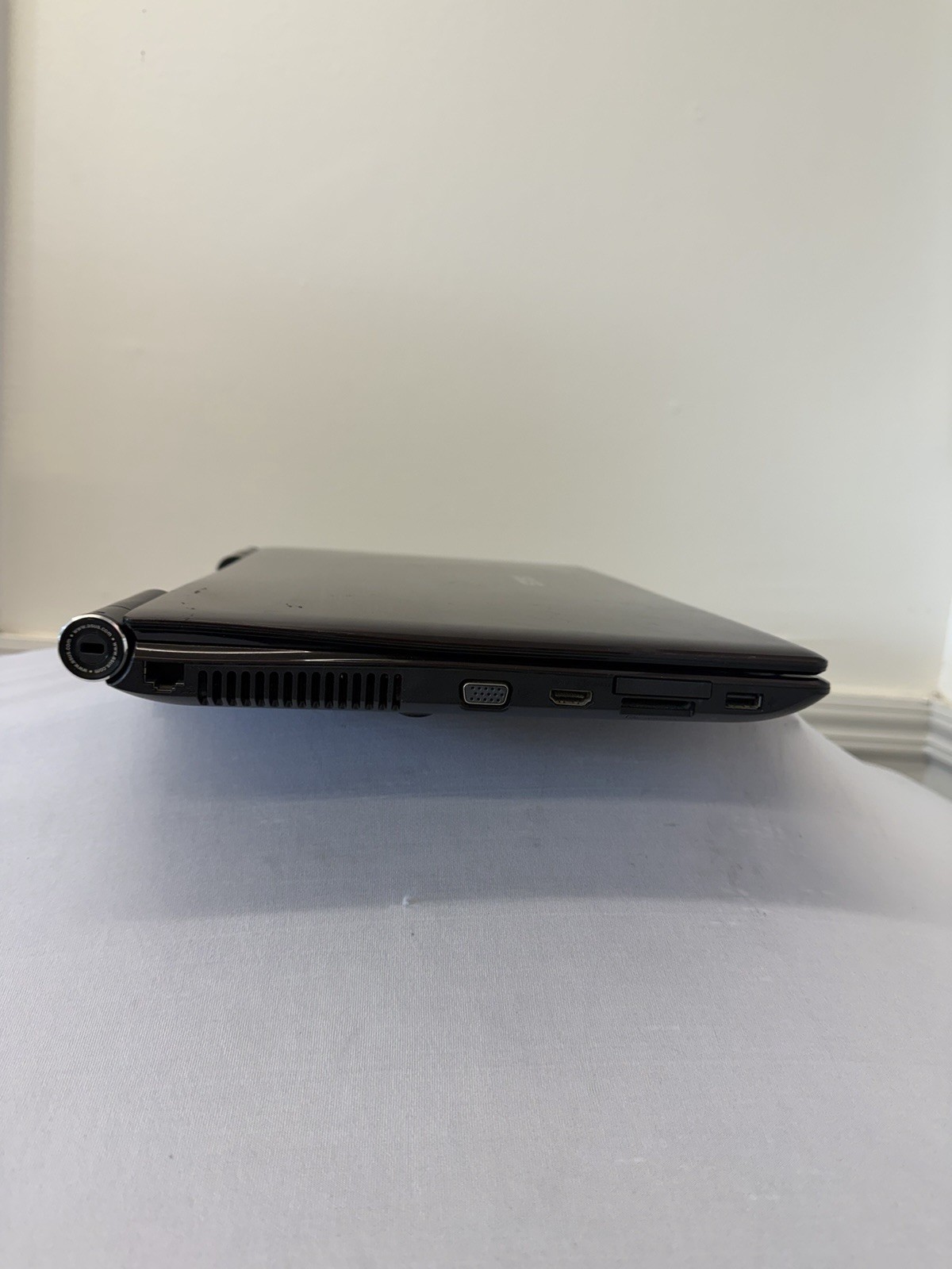 Asus U50A Laptop – Good Screen – Intel Duo T6600 – Read Des