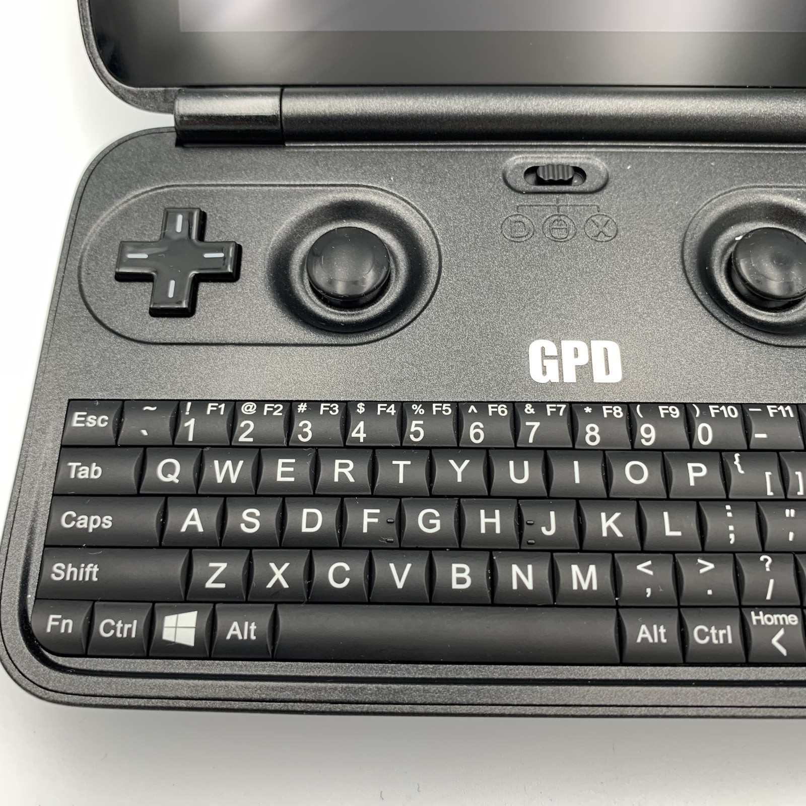 GPD WIN Handheld Gaming PC 4GB 64GB Black Windows 10 Pro Intel x7-8700 Japan