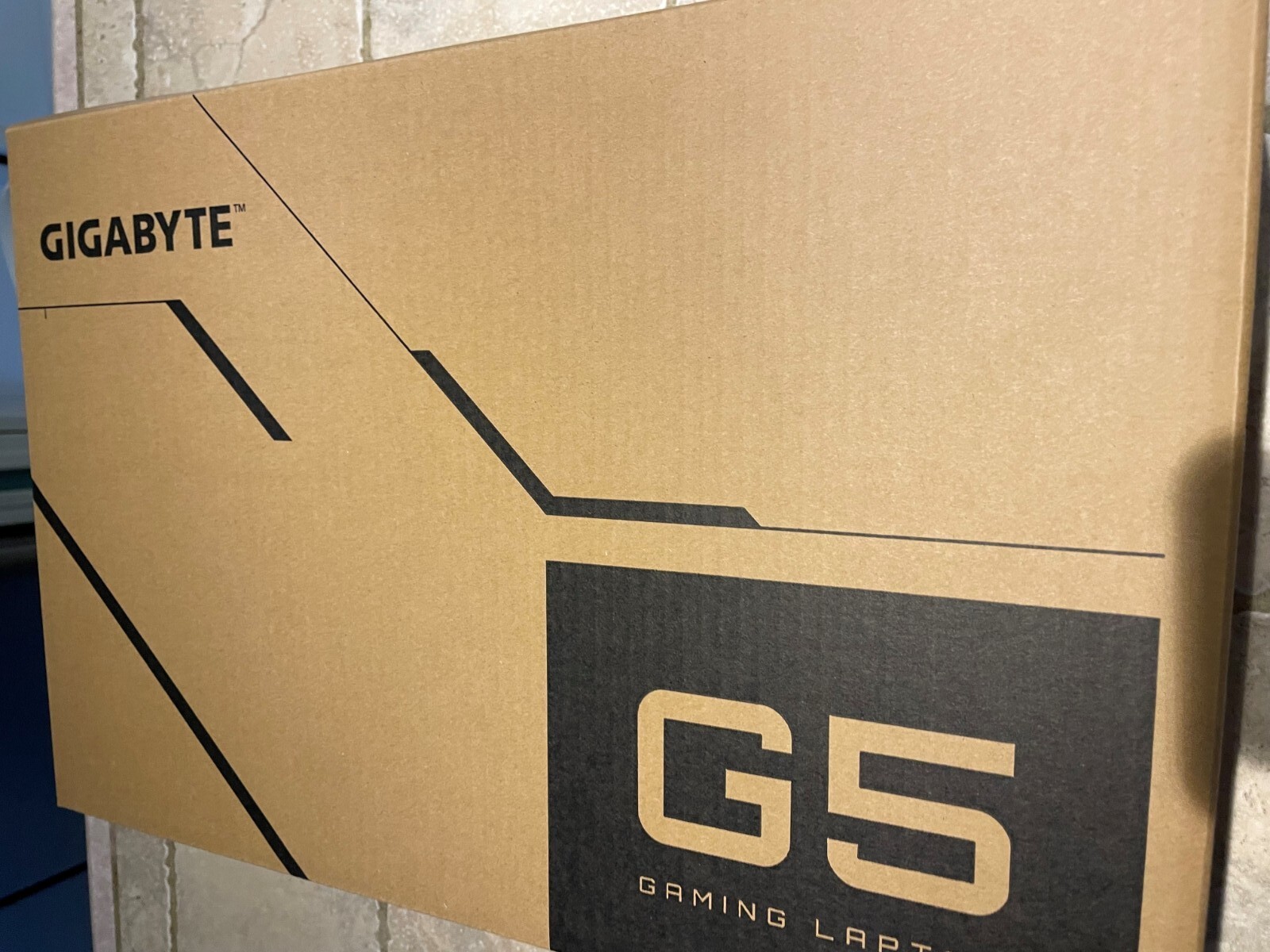 GIGABYTE 15.6″ 240Hz IPS i5-10500H RTX-3060 Gaming Laptop 16GB-RAM 512GB-NVMe