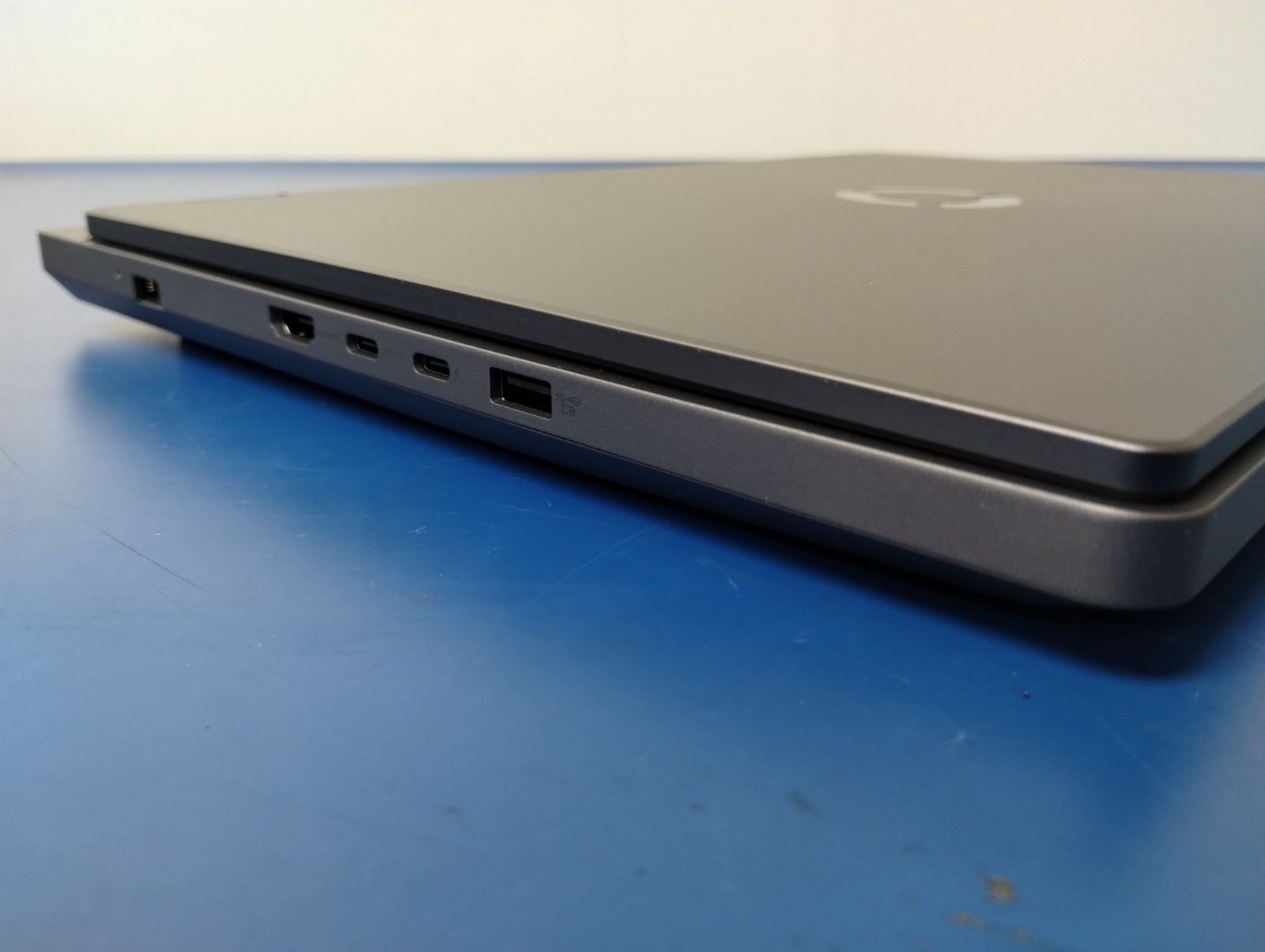 Lenovo Legion 5 16IAX10, Intel Core Ultra 9 275HX, 2.70 GHz 32 GB RAM, 1 TB NVMe