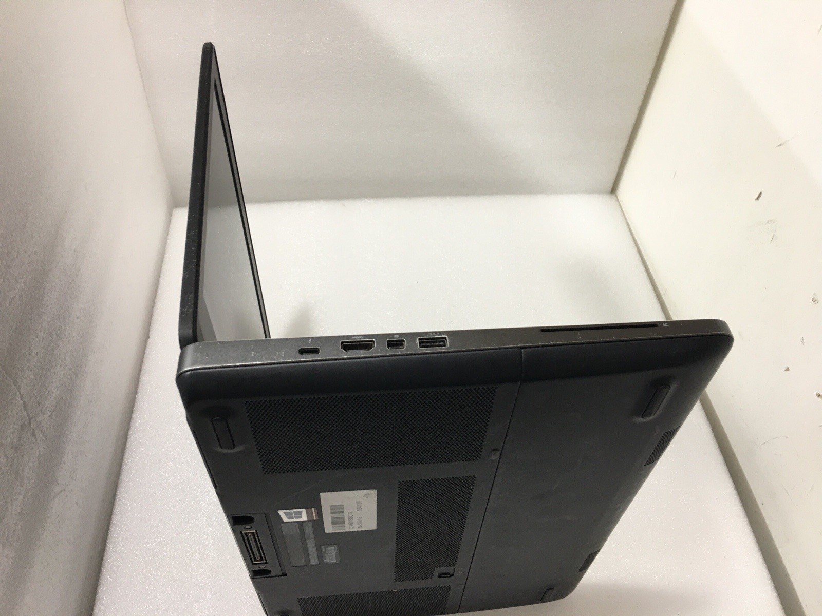 Dell Precision 7510 500gb SSD Win 11 Xeon E3-1505 4 Core 2.80ghz 8gb Ram Webcam