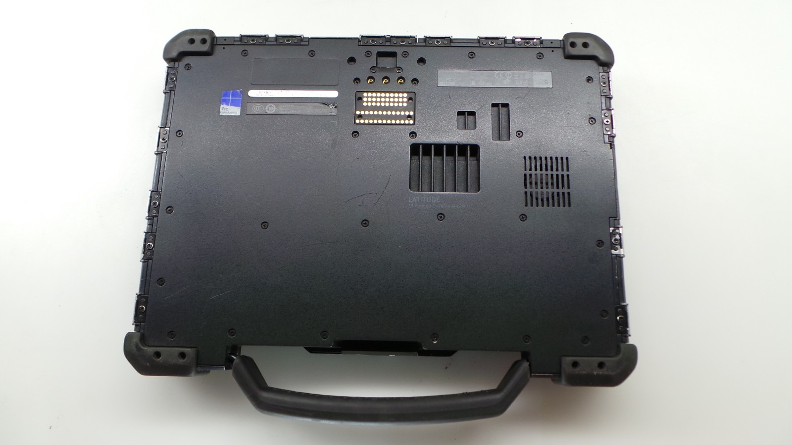 Dell Latitude 14 Rugged 7404 14″ | i5-4300U 1.90GHz | 4GB RAM 128GB SSD | NO OS