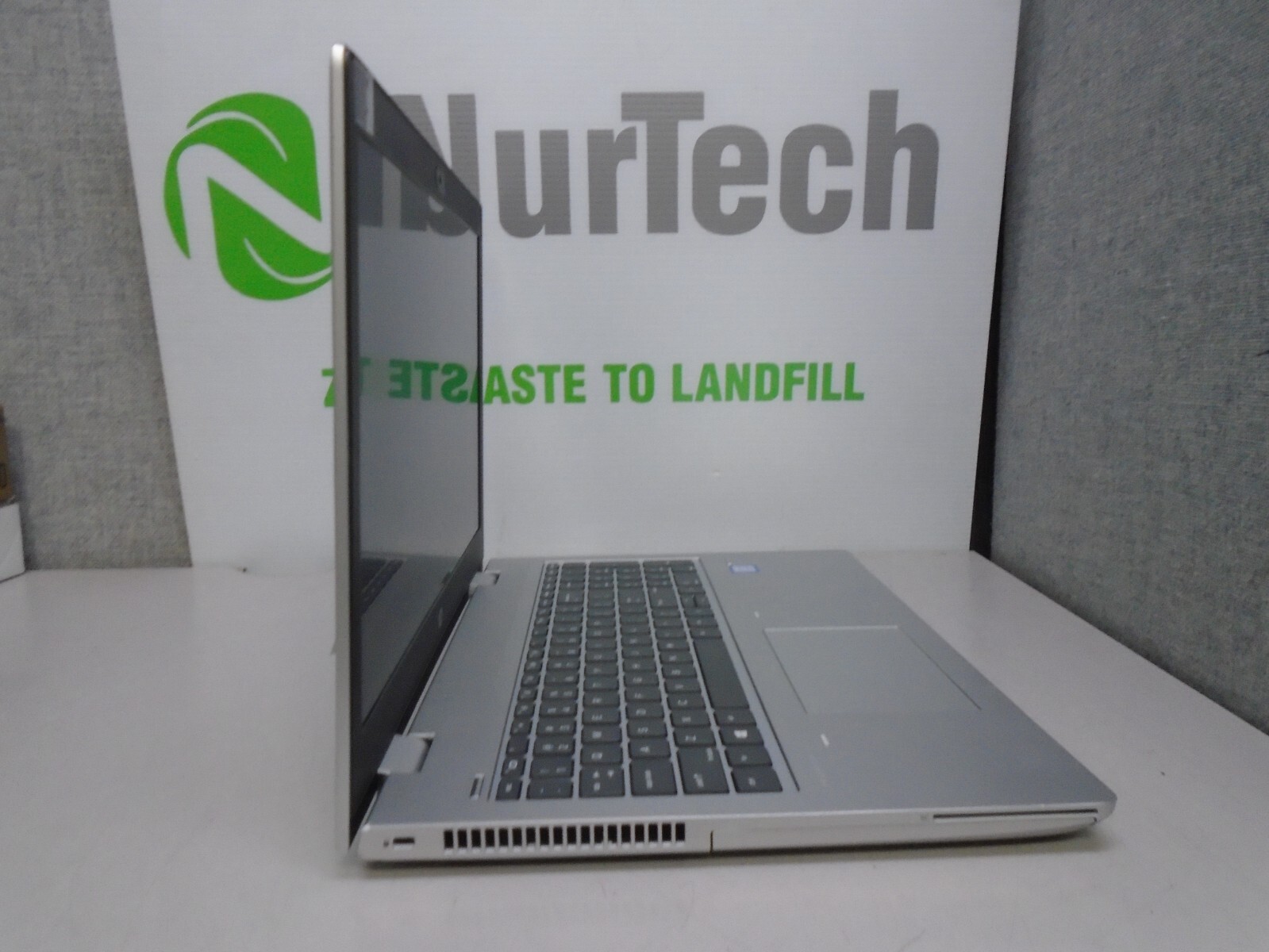 HP ProBook 650 G4 15.6″ i5 2.6GHz 16GB/256GB m2 SSD Linux Laptop [BIOS] NO AC