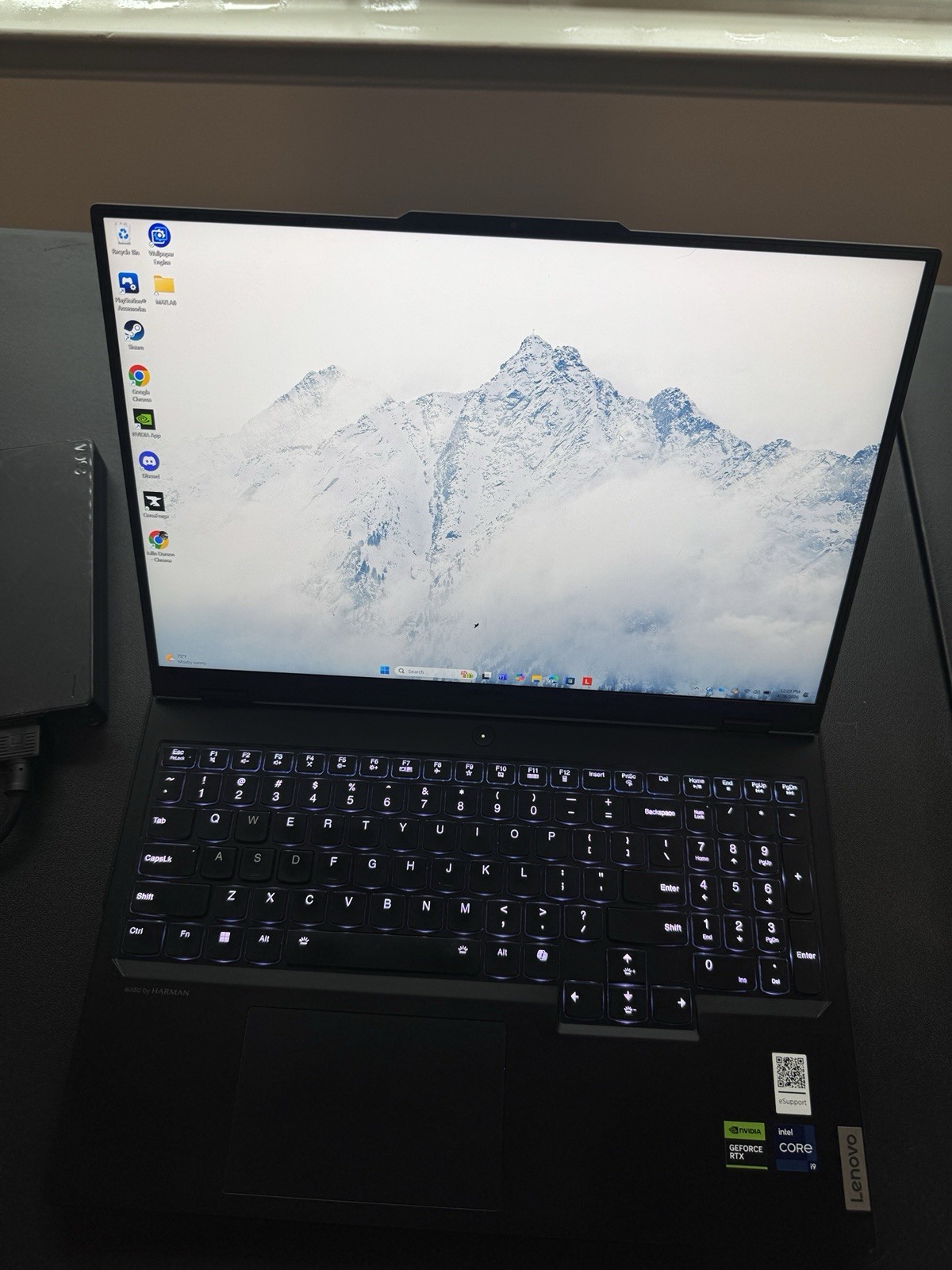 Lenovo Legion Pro 7i 16IRX9H i9-14900HX RTX 4080 32GB 8TB SSD 16″