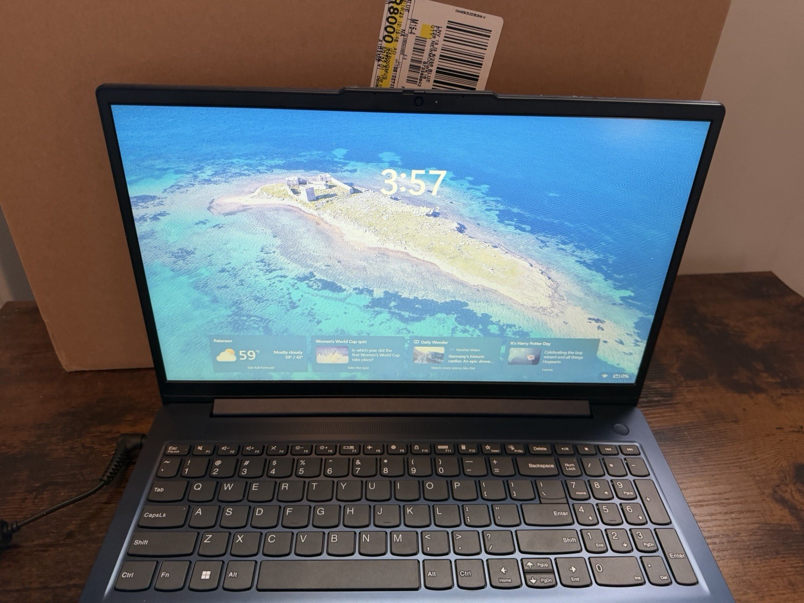 Lenovo IP Slim 3i 15.6″ Notebook Intel i3 8GB 256GB SSD Windows 11 Abyss Blue