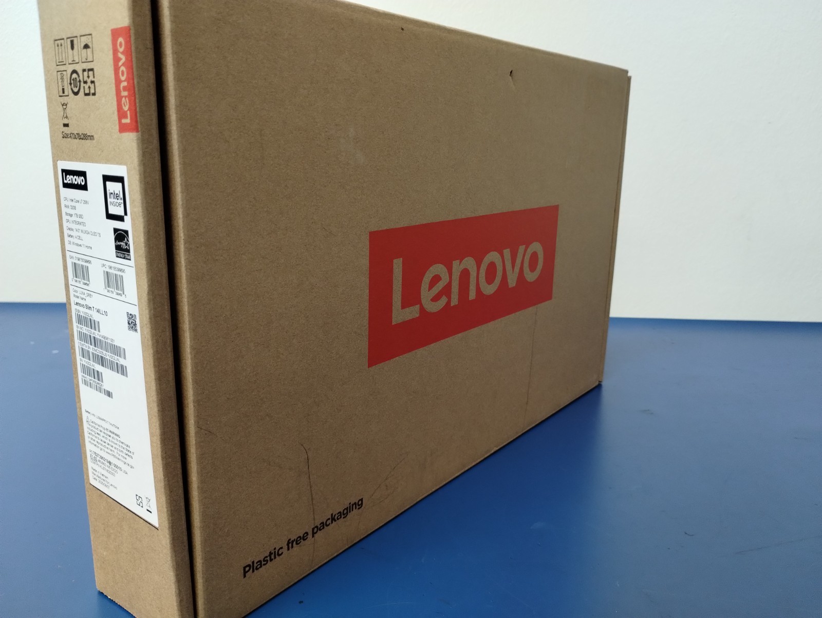Lenovo Slim 7 14ILL10, Intel Core Ultra 7, 2.20 GHz, 32 GB RAM, 1 TB NVMe