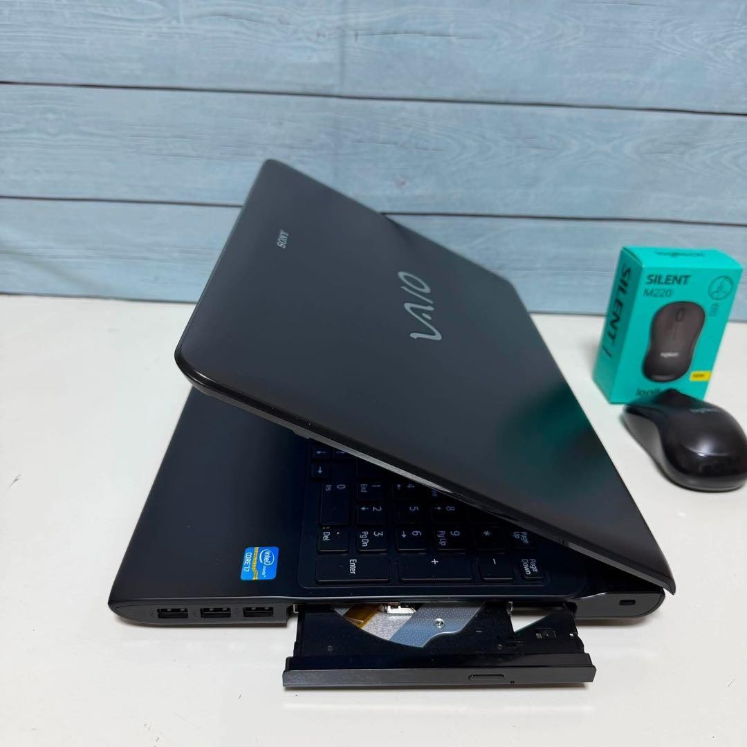 Sony VAIO Core i7 Windows 11 SSD Used Japan Genuine