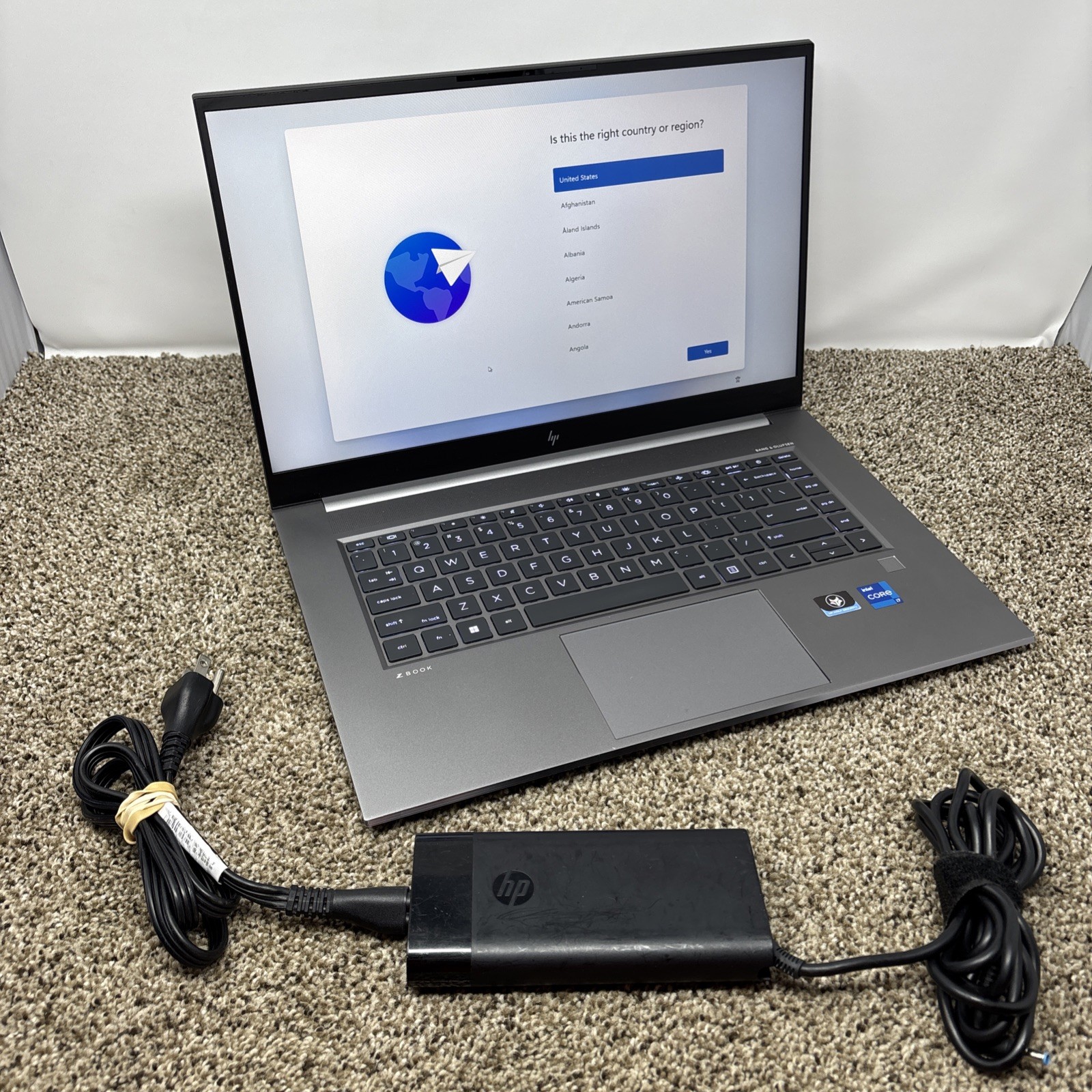 HP ZBook Studio G8 Intel i7 11800H 2.30GHz 32GB RAM 512GB SSD 15.6″ FHD TESTED