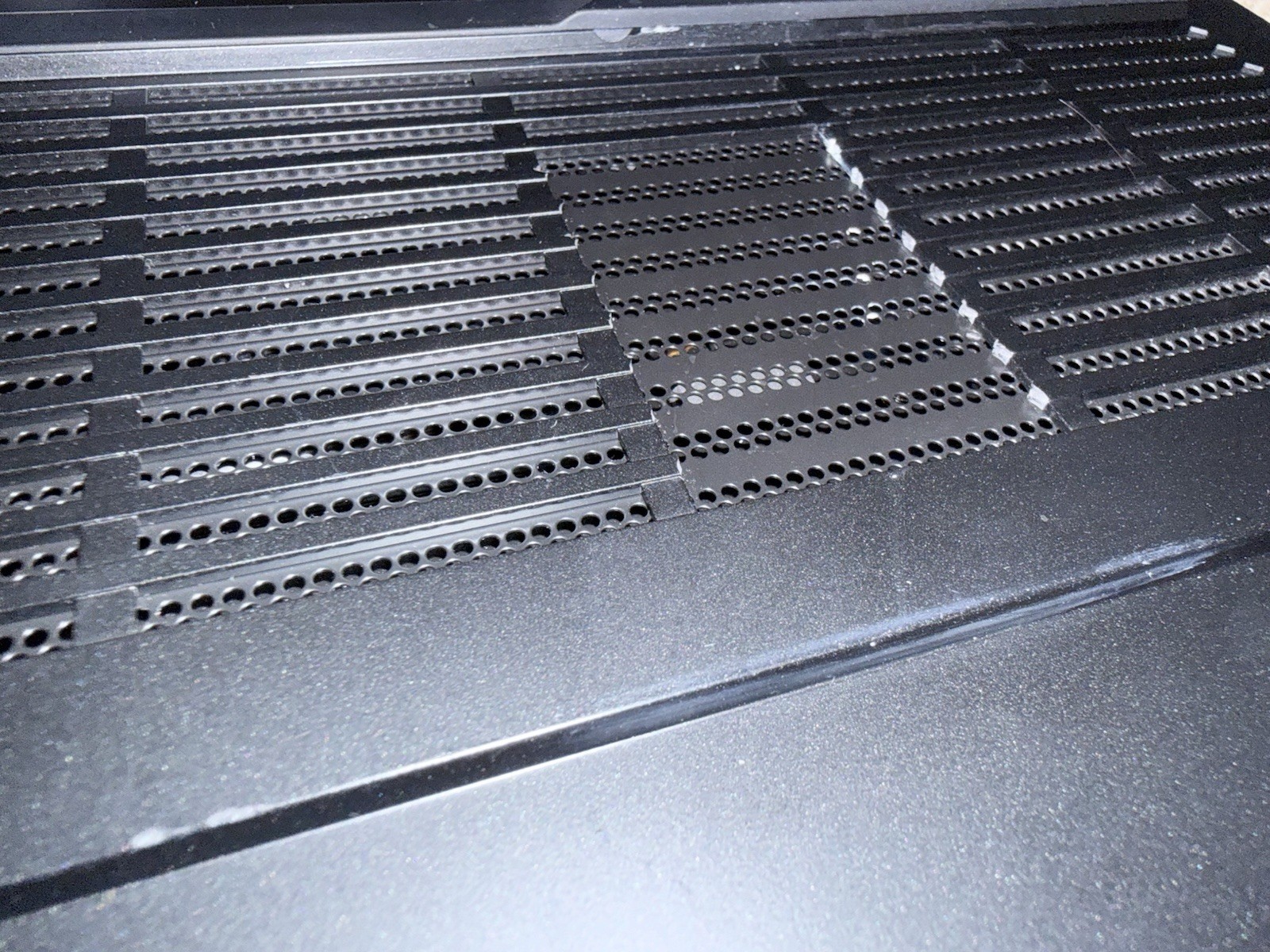 Lenovo Legion Pro 5 16IRX8 – Type 82WK 4060 8Gb VRAM, i7-13700HX