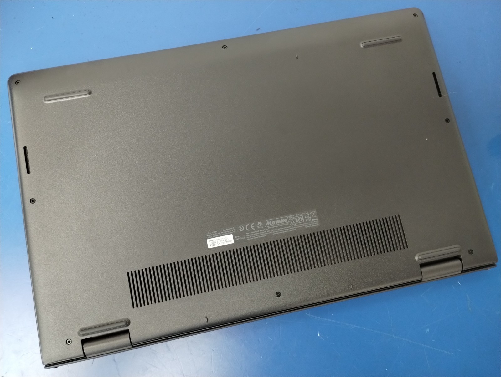 DELL 15 DC15255 G8MK9, AMD Ryzen 7 7730U, 2.00 GHz, 16 GB RAM 512 GB NVMe