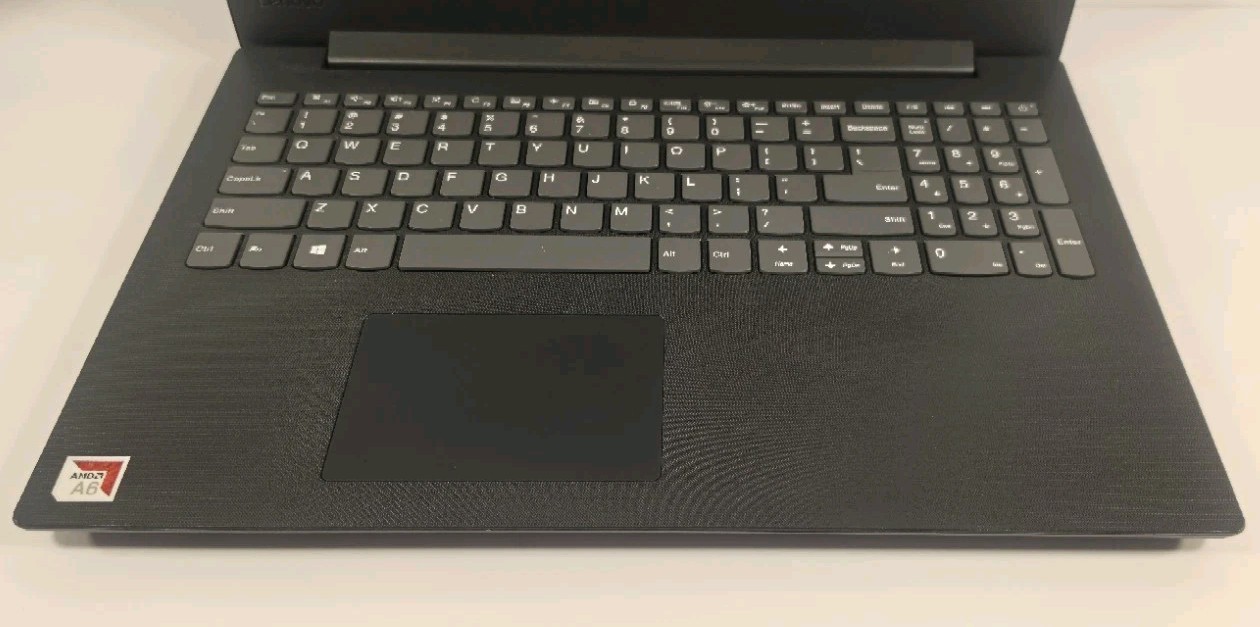 Lenovo Ideapad 130-15AST AMD A6 9225 2.6ghz Radeon R4 500 GB Hard Drive 4 GB Ram