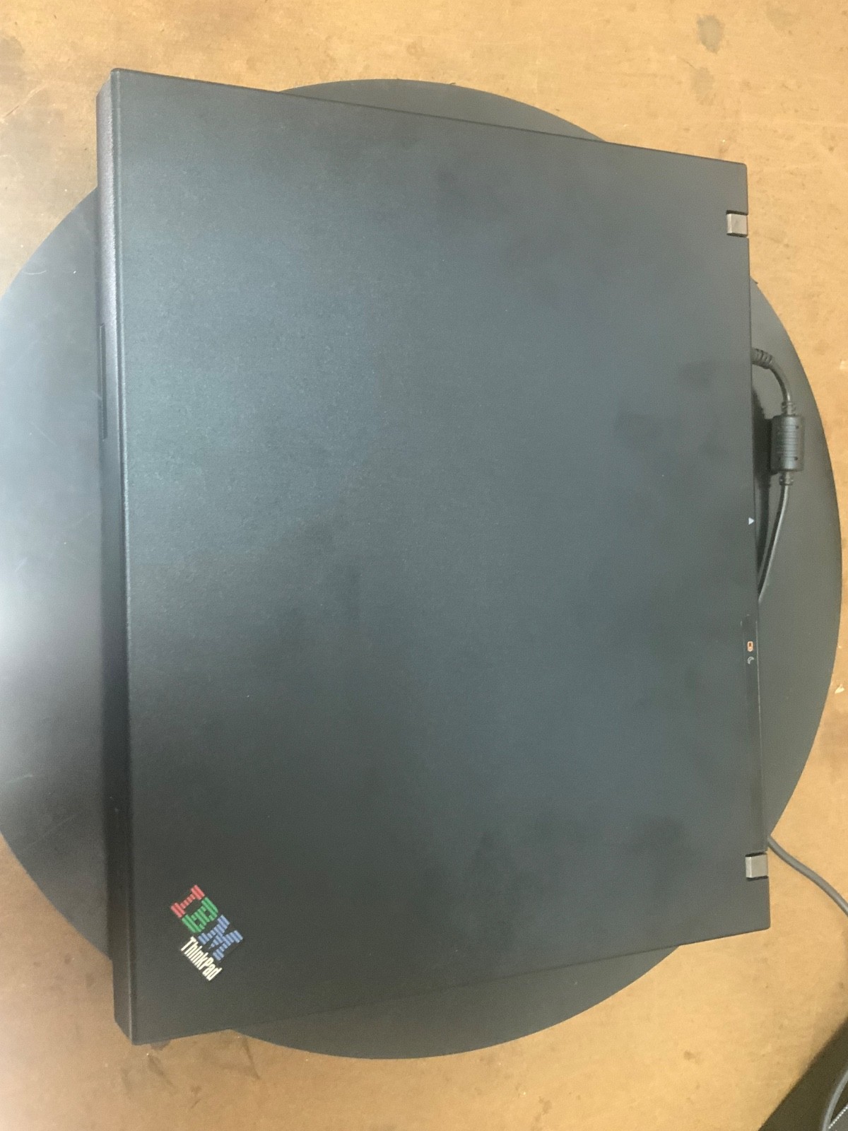 IBM ThinkPad R51 1836 – Pentium M 735 1.7 GHz – 15″ TFT For Parts or repair