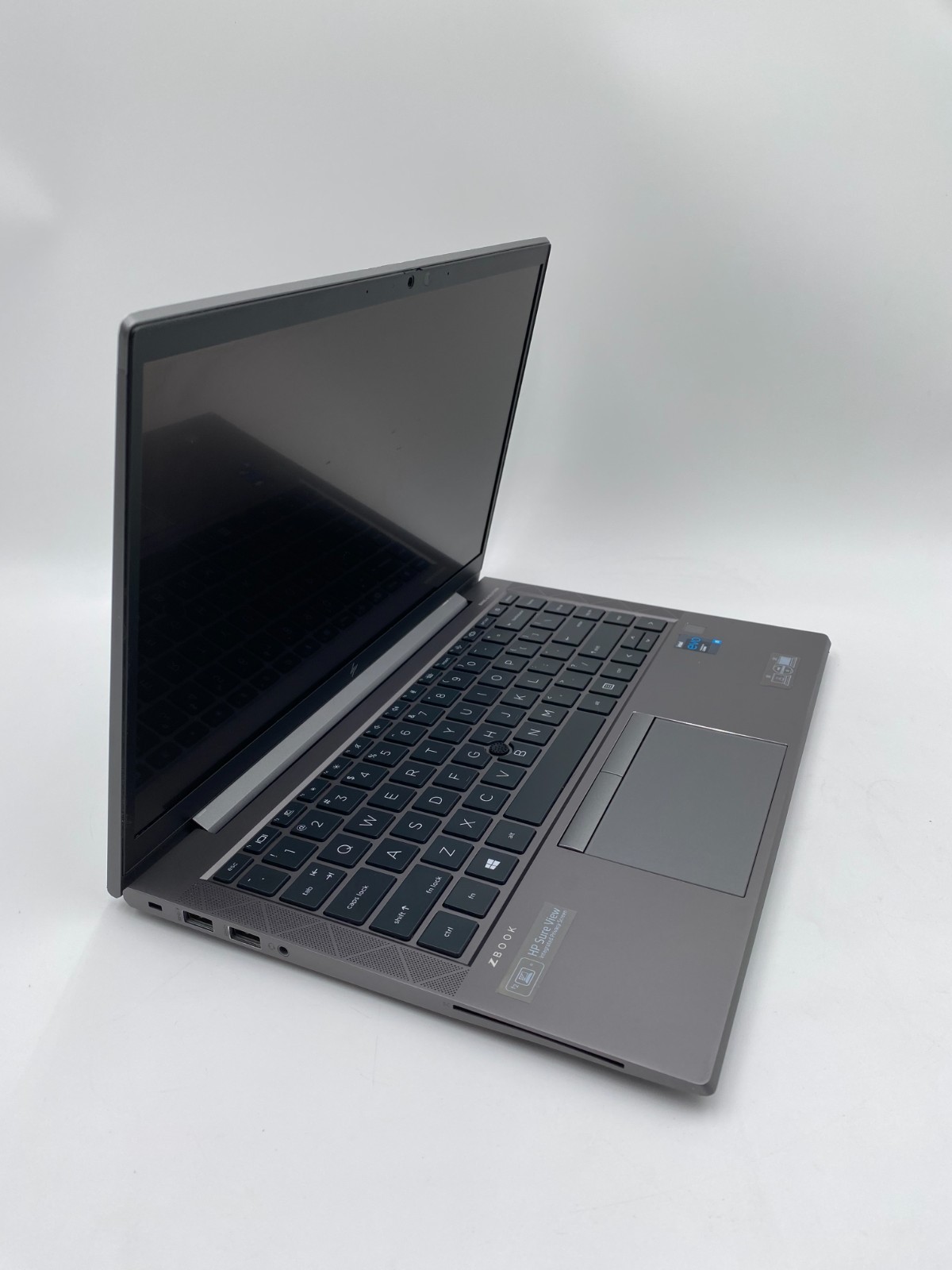 HP Zbook Firefly 15 G8 15.6″ i5-1145G7 2.60GHz 256GB SSD 8GB DDR4 Gray Fair/SEE