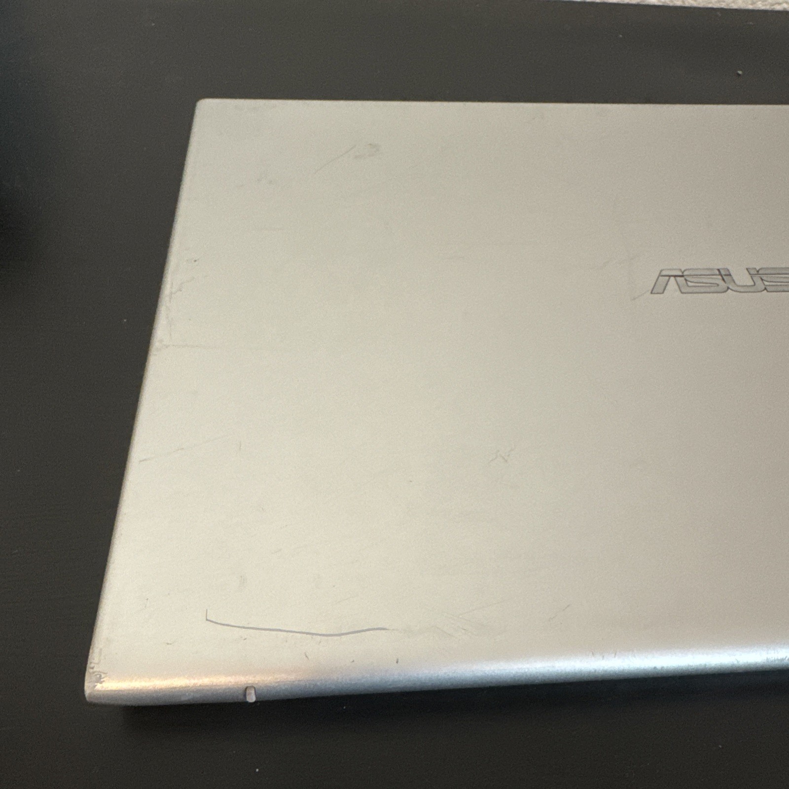 ASUS Vivobook X712JA – HD+ – i7-1065G7 – 16GB RAM – 1TB SSD – Silver