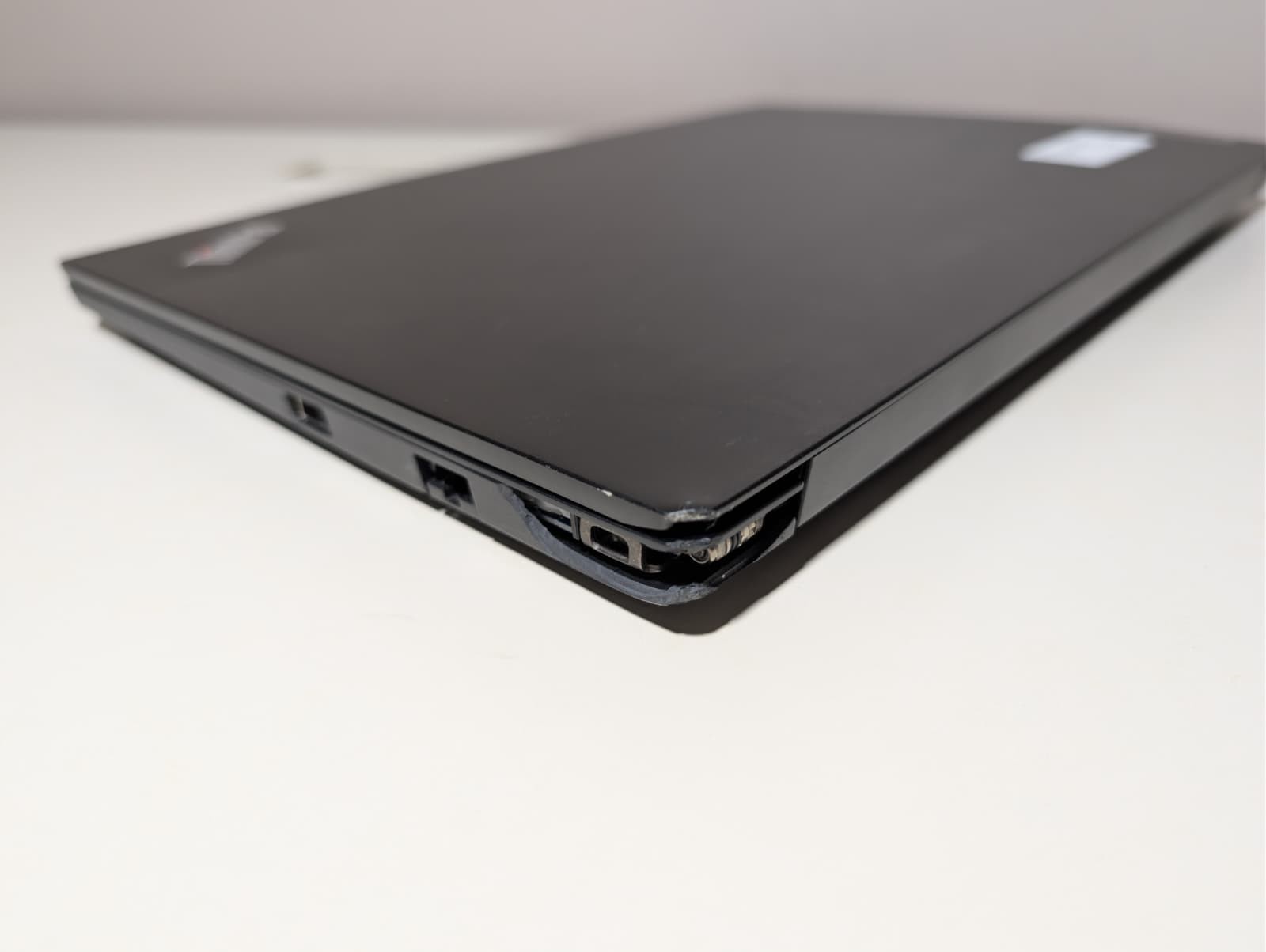 Lenovo ThinkPad E14 Gen 2 | i7-1165G7 NO RAM NO SSD | FHD | NO Charger | AS-IS