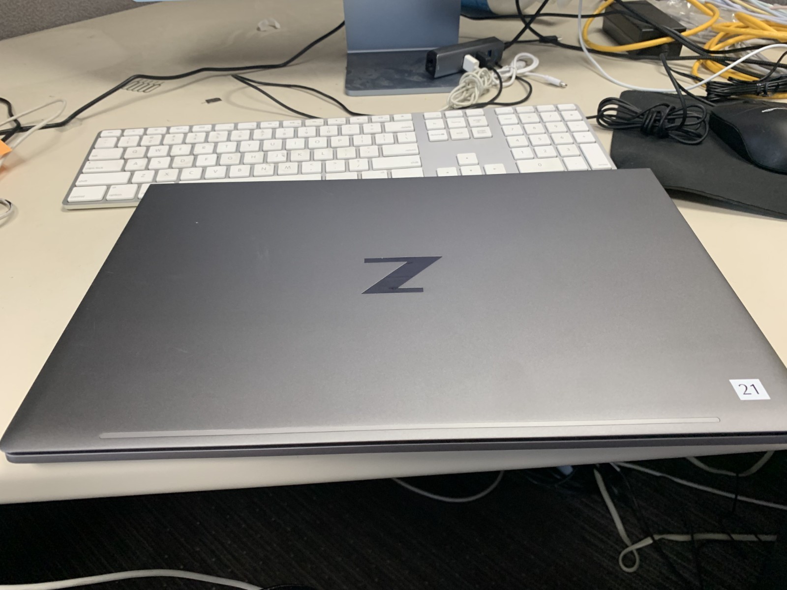 HP ZBook G7 15″ 16GB 256GB SSD i7 2.7ghz