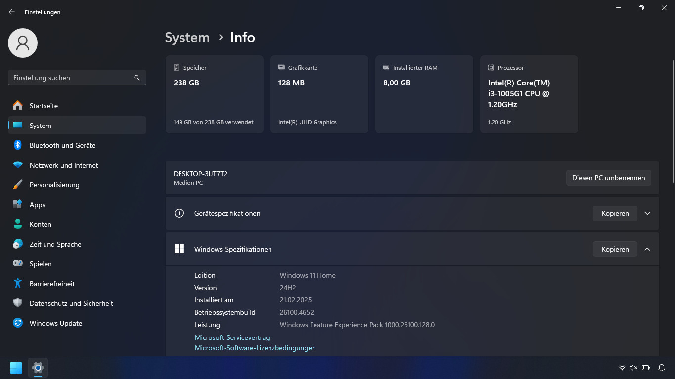 Medion Akoya E14409 14 inch Intel Core i3-1005G1 CPU, 8GB DDR4 Ram, 265GB SSD