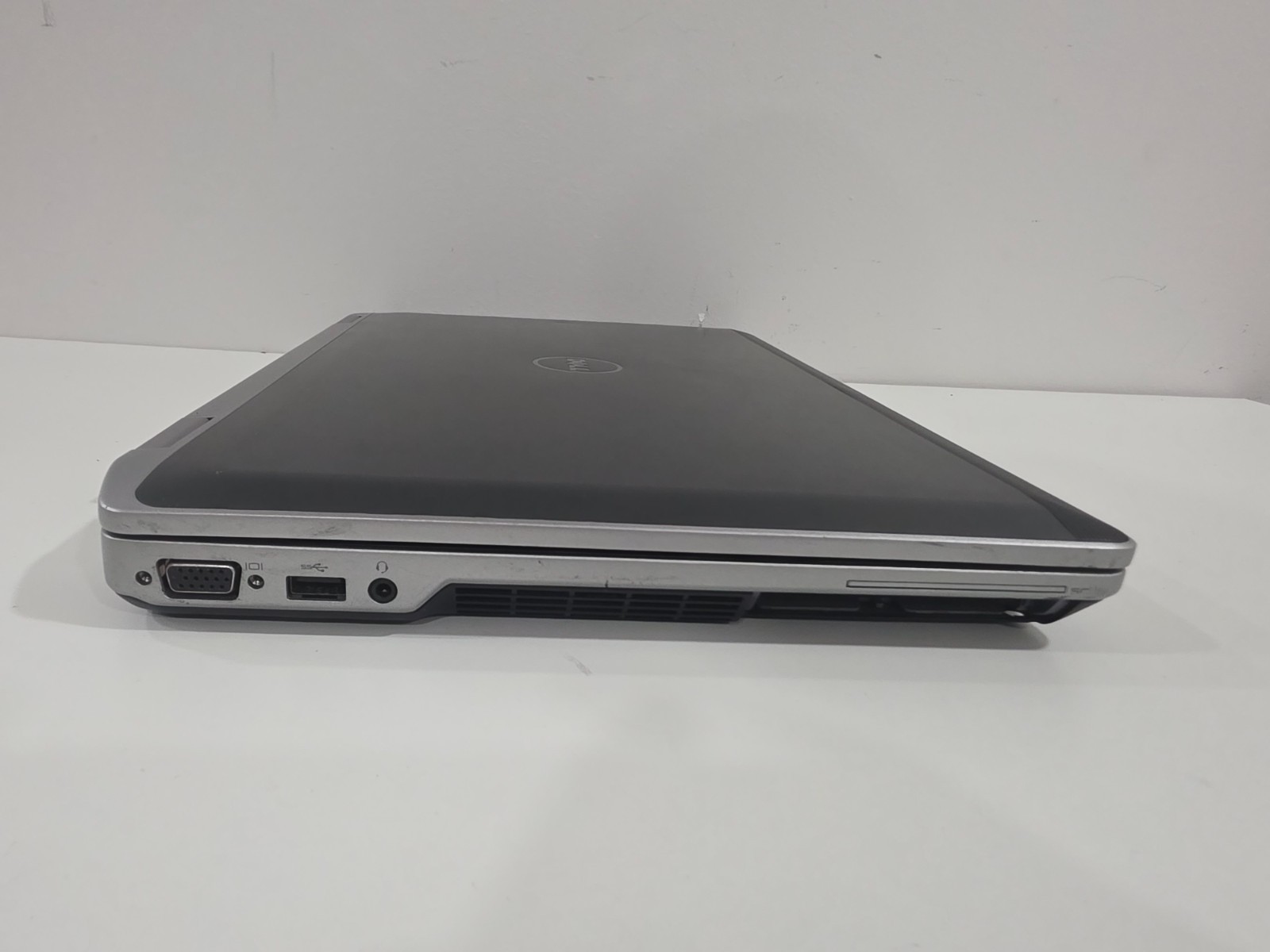 Dell Latitude E6530 Intel i5-3340M 4GB NA