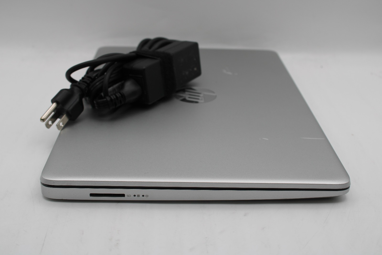 HP 14-dq0703dx _ Pentium Silver N5030 @1.1 _ 8GB RAM _ 256GB SSD _ No OS
