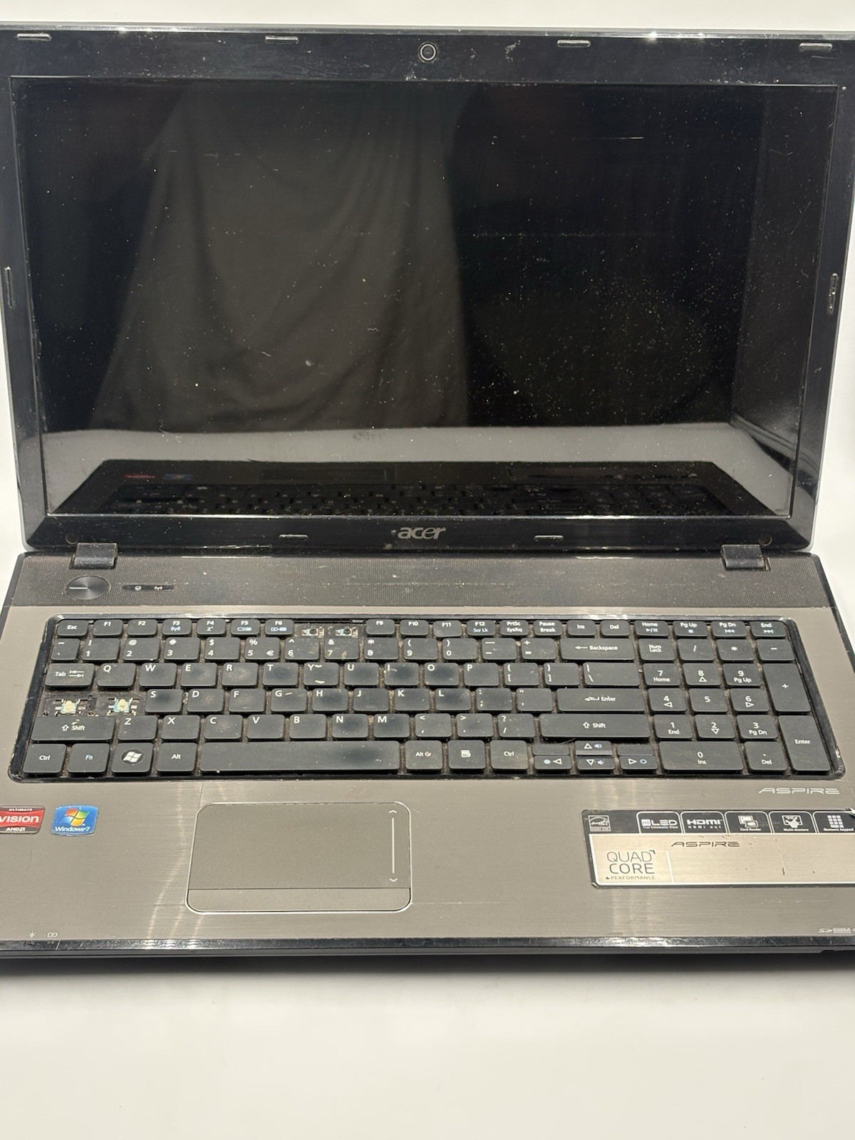 Acer Aspire AS5253-BZ602 Laptop AMD Quad-Core FOR PARTS OR REPAIR